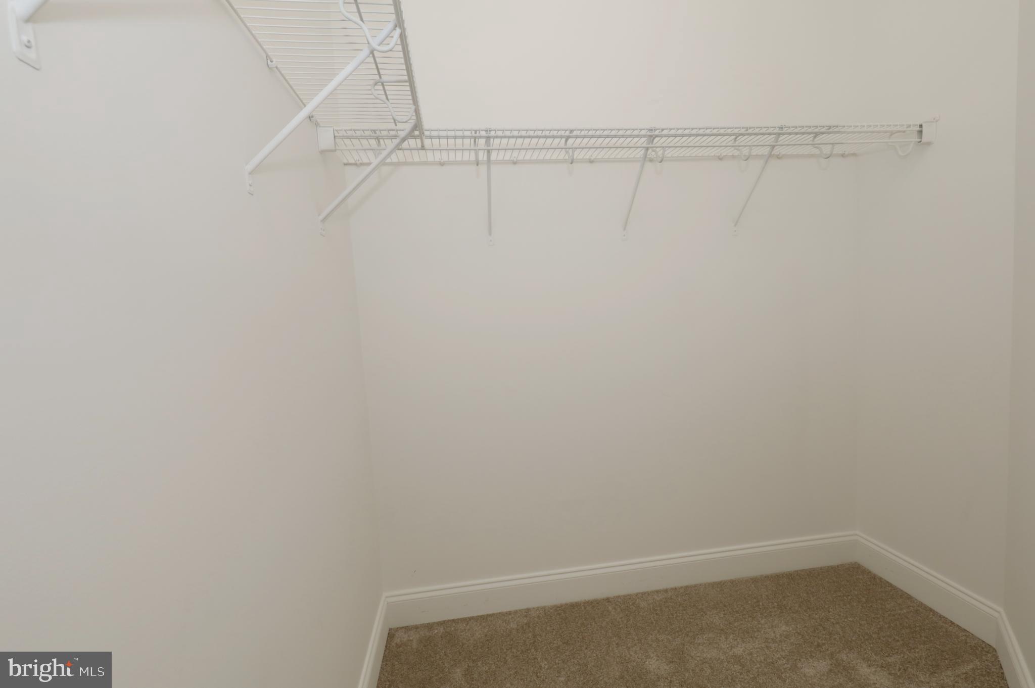 LAKEWOOD HILLS - Residential