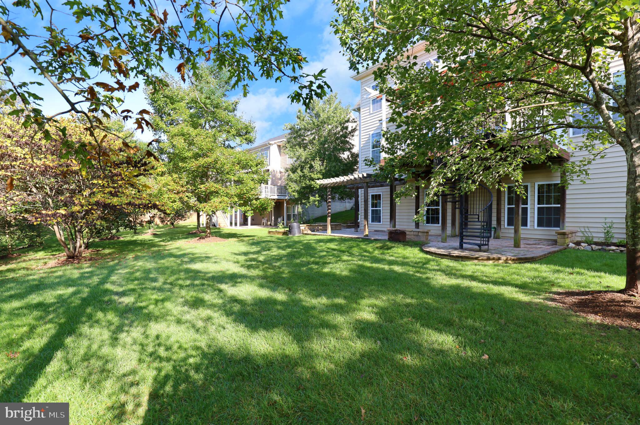 LAKEWOOD HILLS - Residential