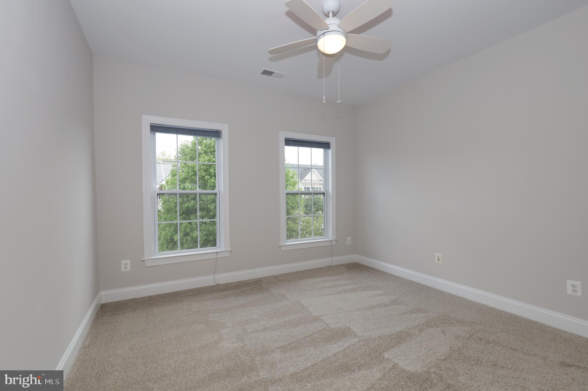 LAKEWOOD HILLS - Residential