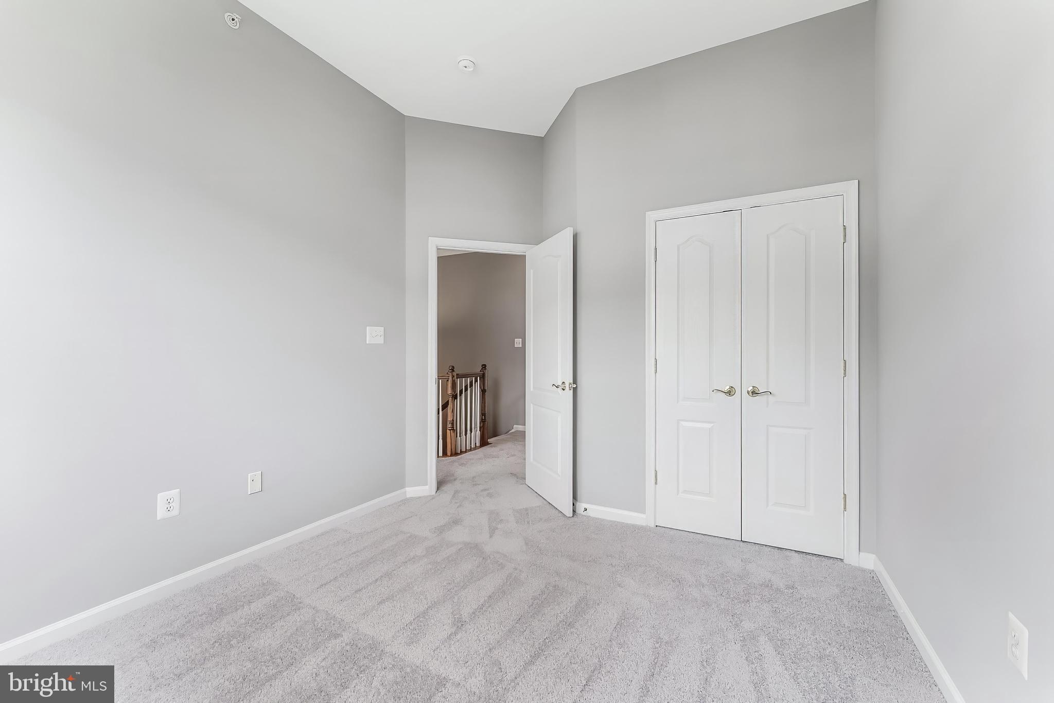 VILLAGE PLACE - Residential