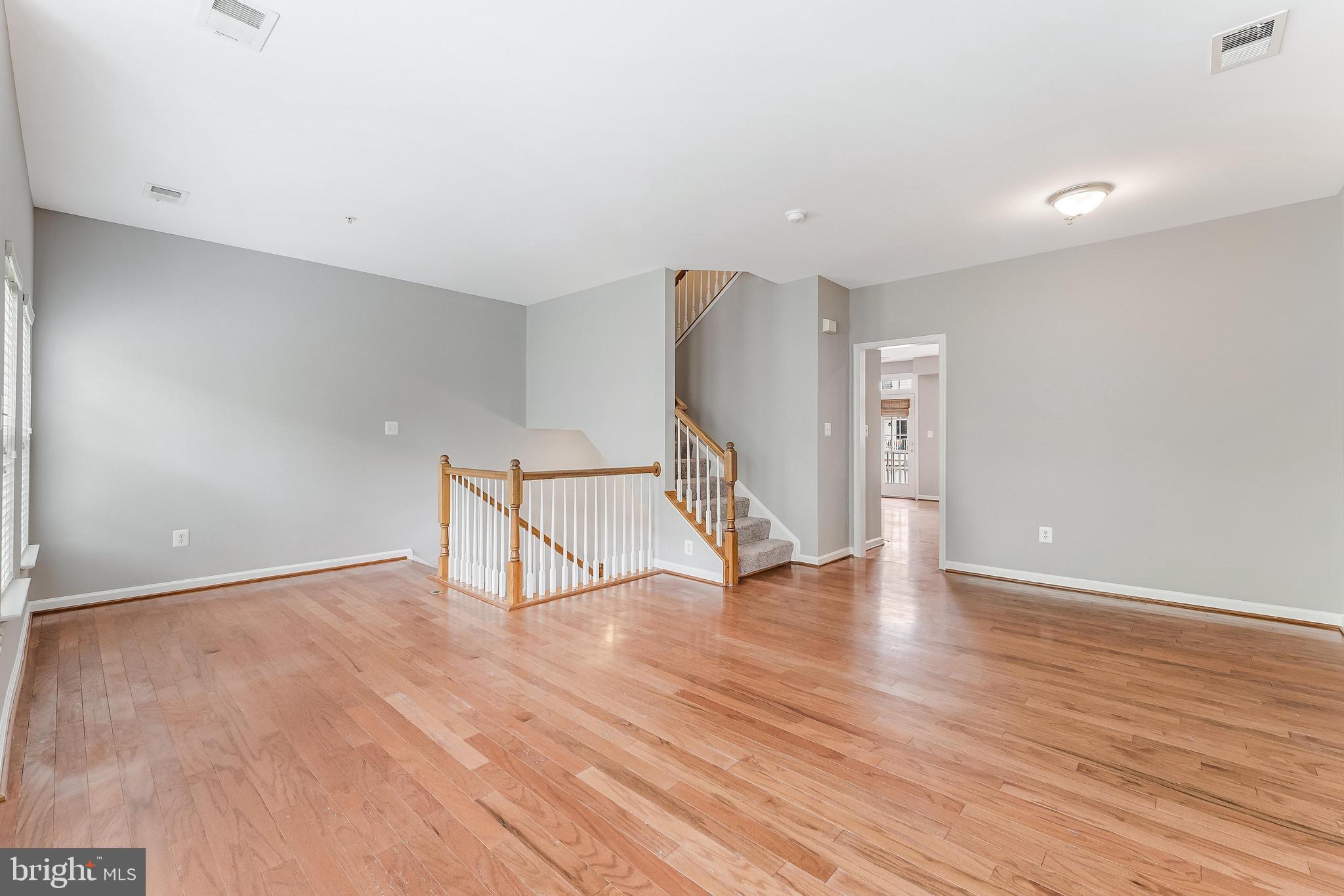 VILLAGE PLACE - Residential