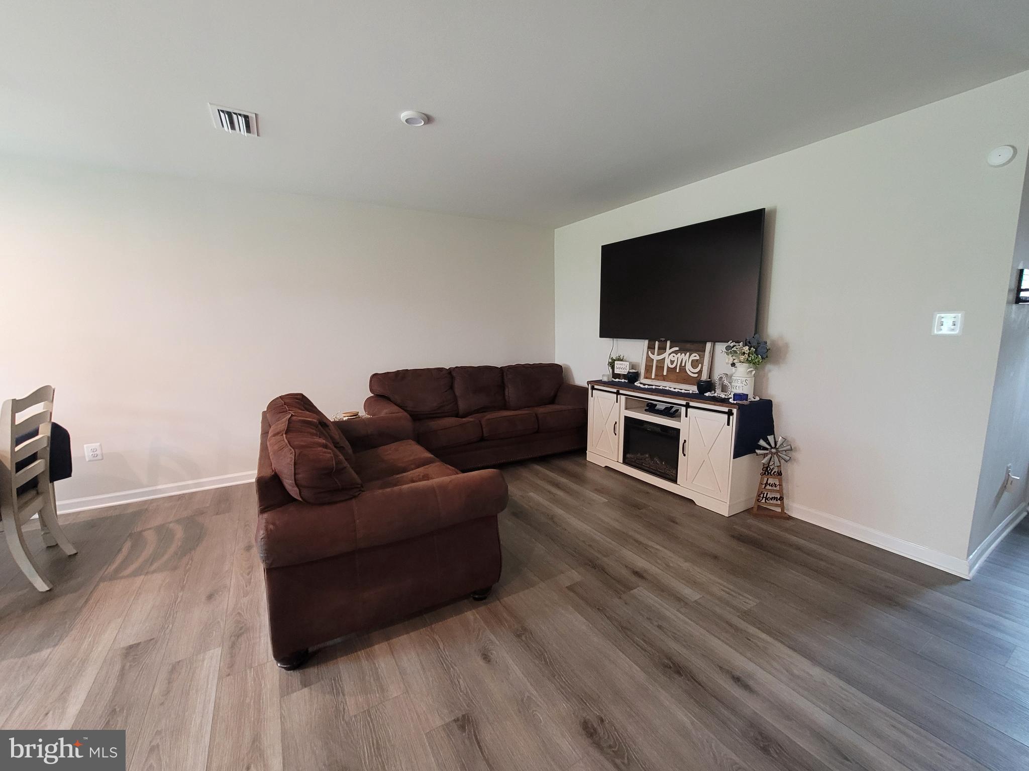 CARDINAL POINTE - Residential