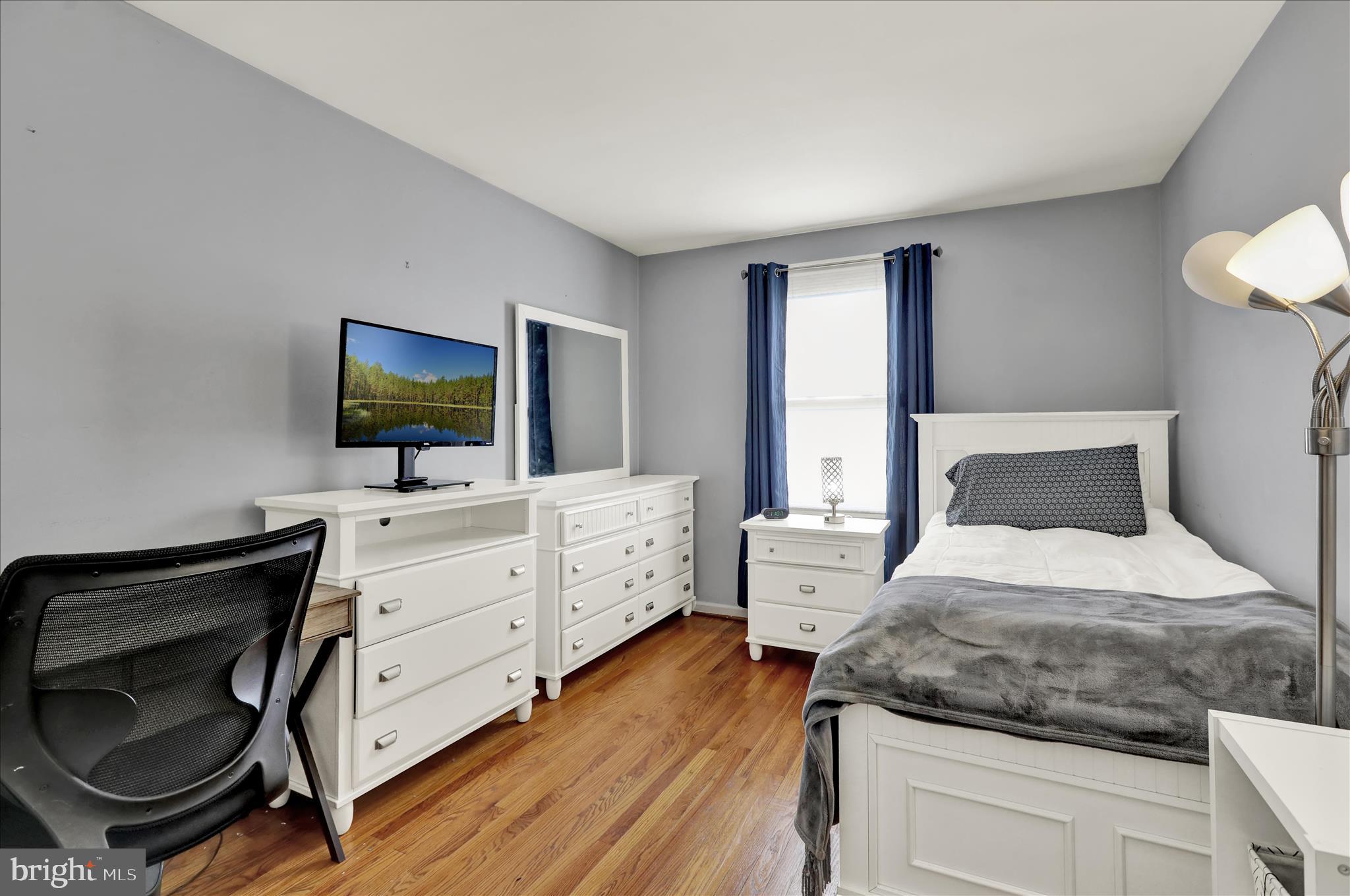 FLYING HILLS - Residential