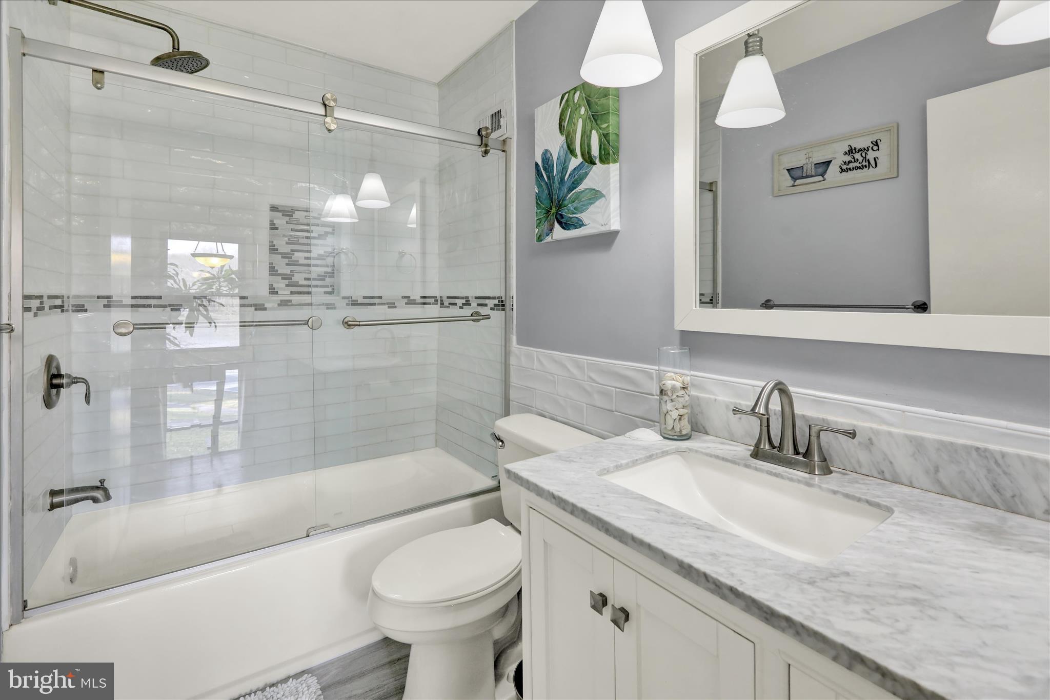 FLYING HILLS - Residential