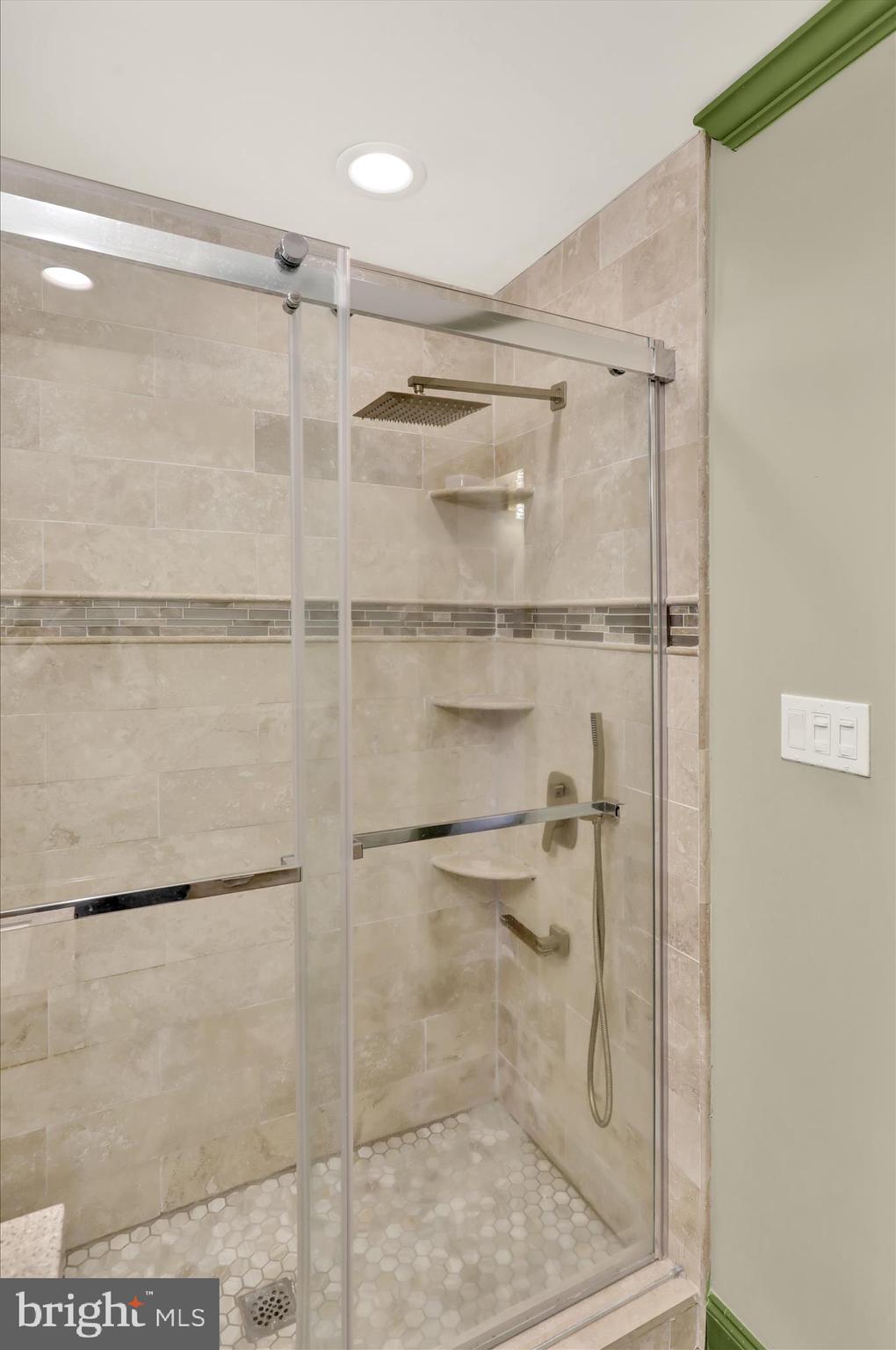 FLYING HILLS - Residential