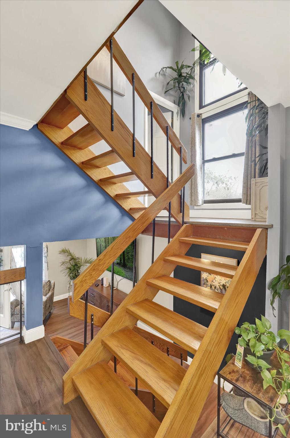 FLYING HILLS - Residential