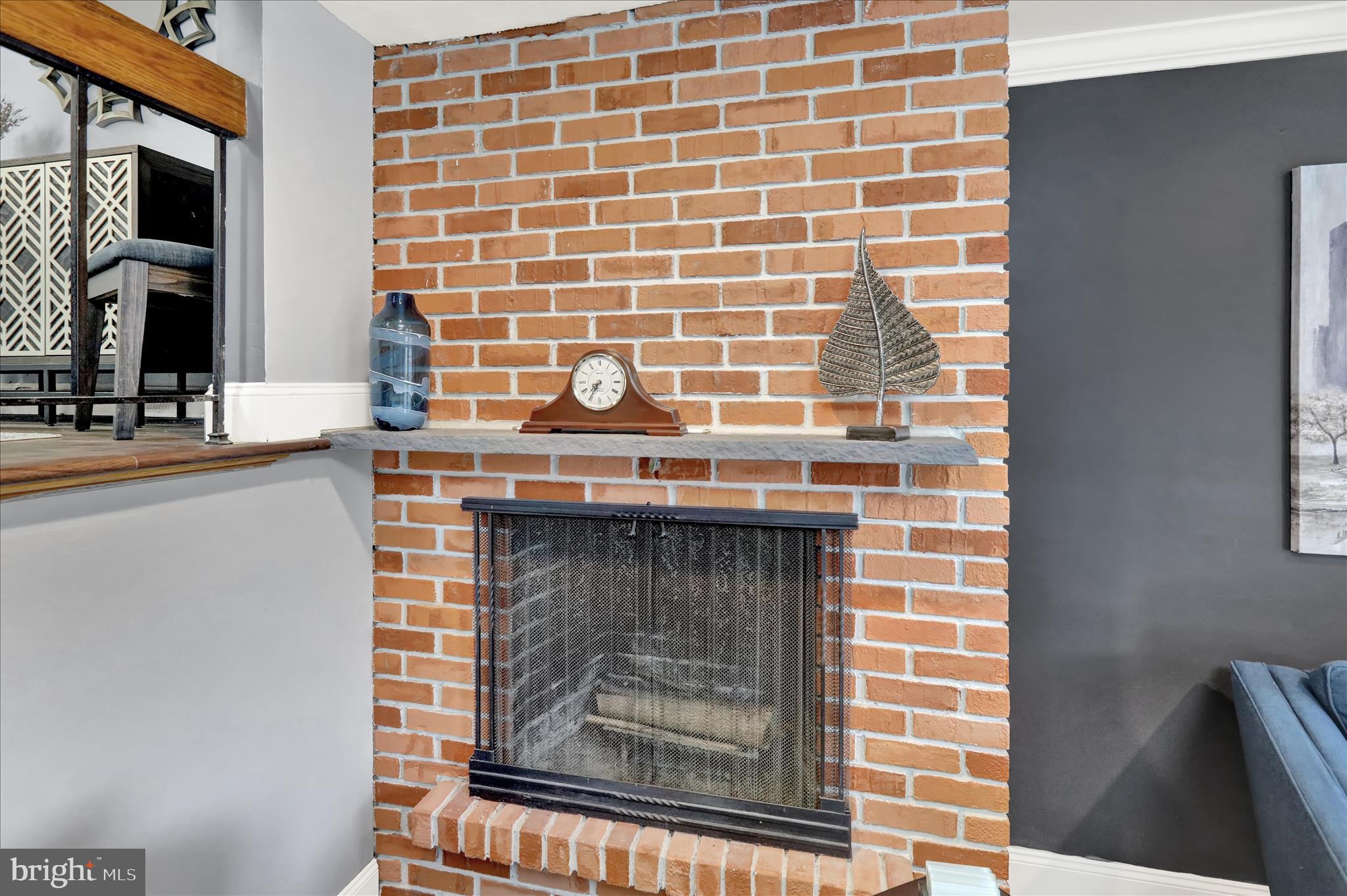 FLYING HILLS - Residential