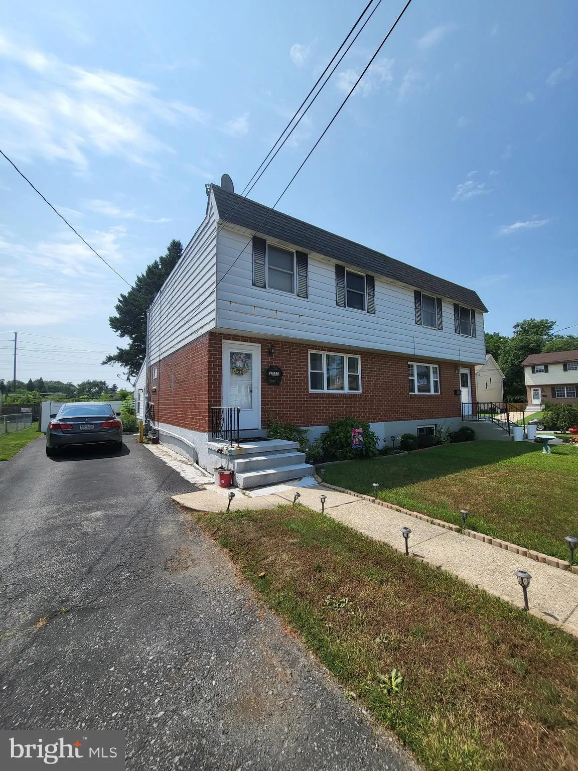Reading, Pennsylvania 19605, United States, 3 Bedrooms Bedrooms, ,2 BathroomsBathrooms,Residential,Pending,181826