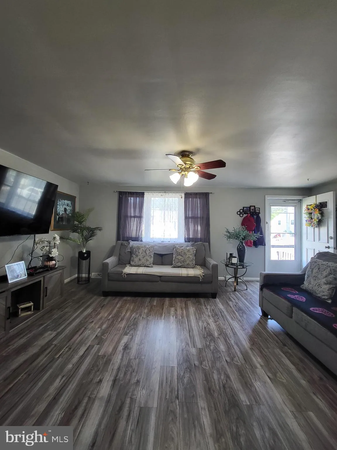 Reading, Pennsylvania 19605, United States, 3 Bedrooms Bedrooms, ,2 BathroomsBathrooms,Residential,Pending,181826