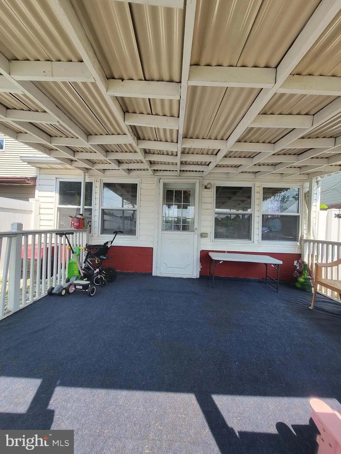 Reading, Pennsylvania 19605, United States, 3 Bedrooms Bedrooms, ,2 BathroomsBathrooms,Residential,Pending,181826