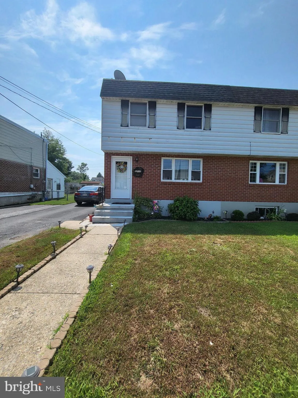 Reading, Pennsylvania 19605, United States, 3 Bedrooms Bedrooms, ,2 BathroomsBathrooms,Residential,Pending,181826