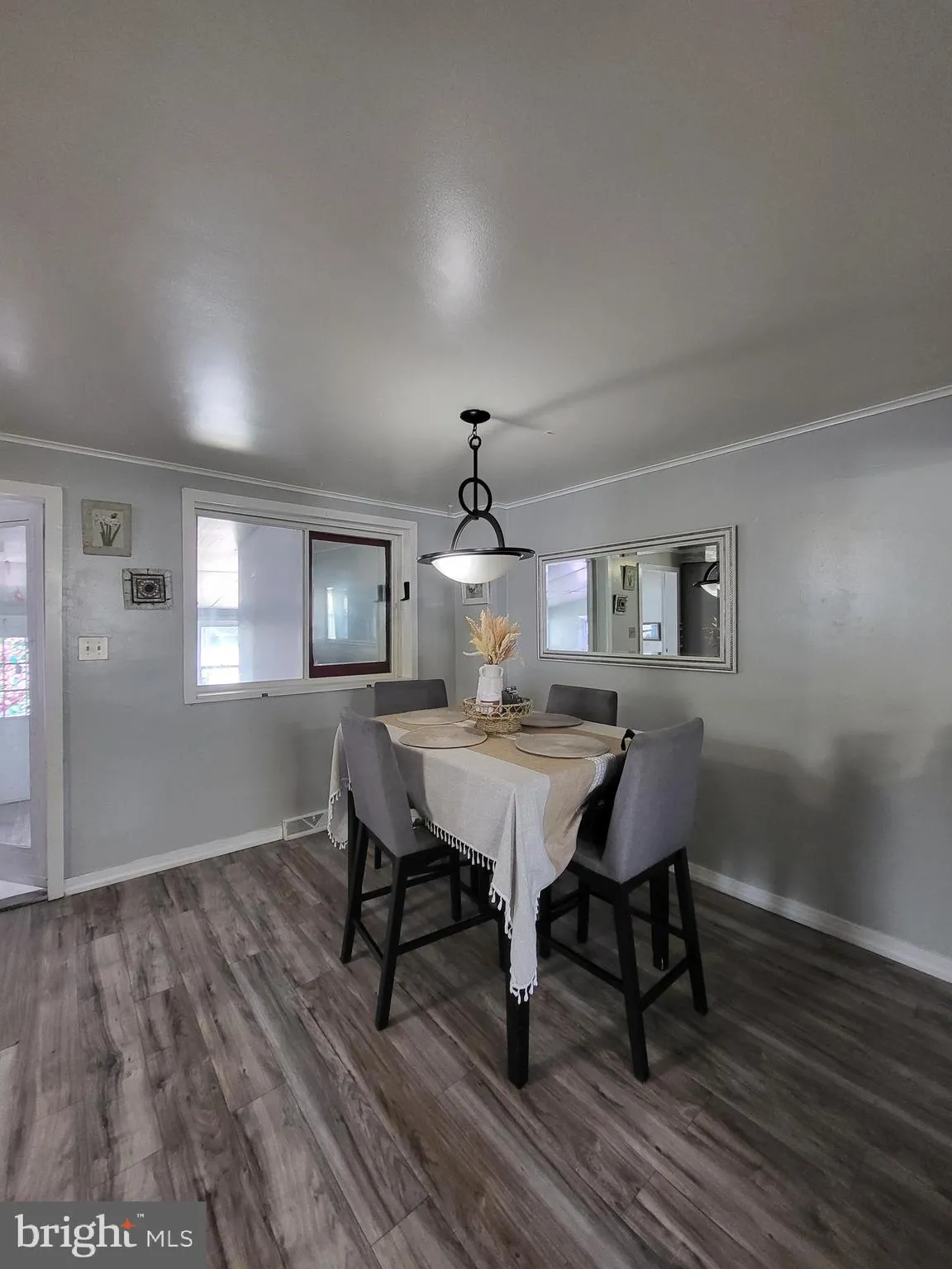 Reading, Pennsylvania 19605, United States, 3 Bedrooms Bedrooms, ,2 BathroomsBathrooms,Residential,Pending,181826