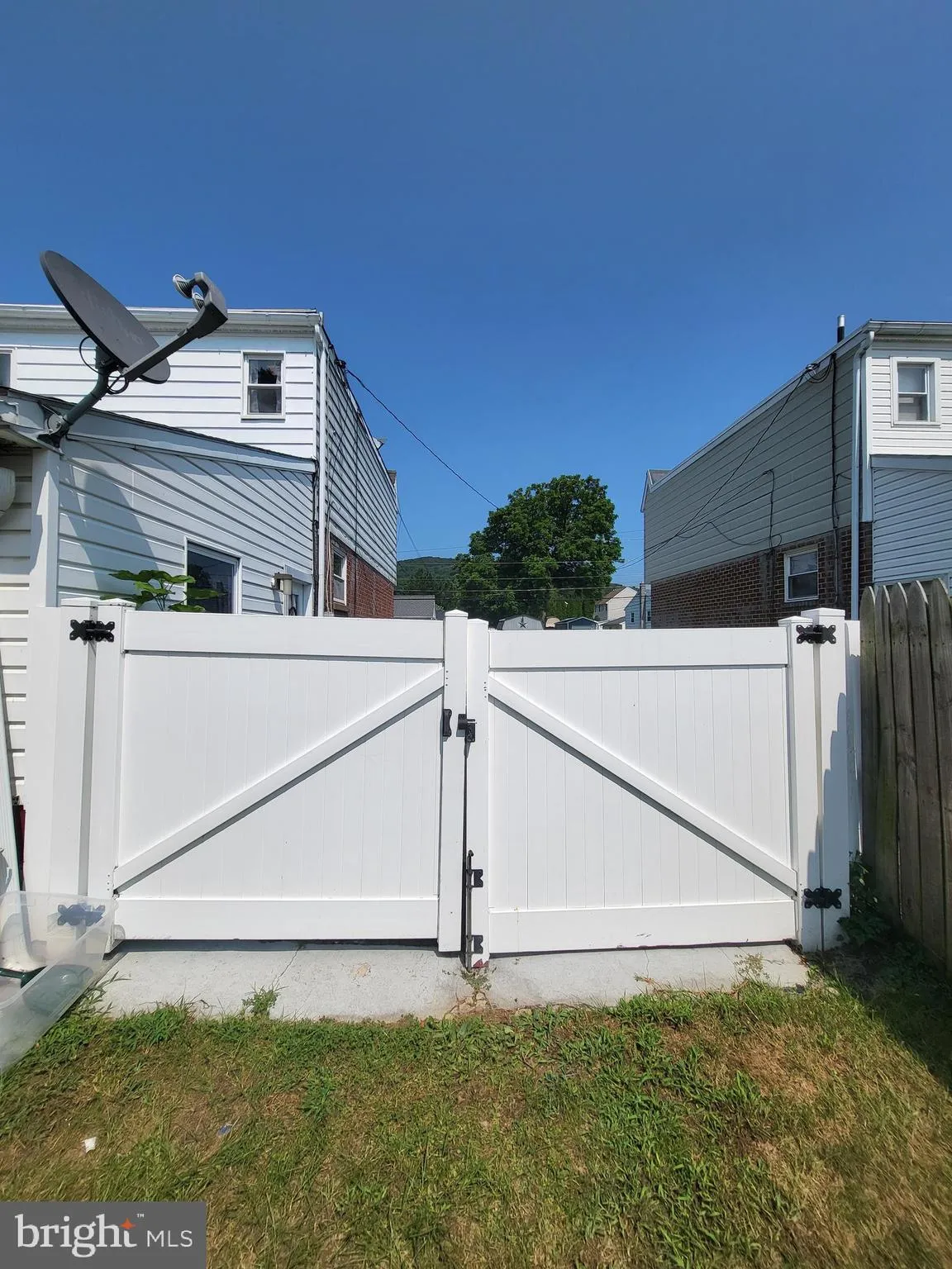 Reading, Pennsylvania 19605, United States, 3 Bedrooms Bedrooms, ,2 BathroomsBathrooms,Residential,Pending,181826