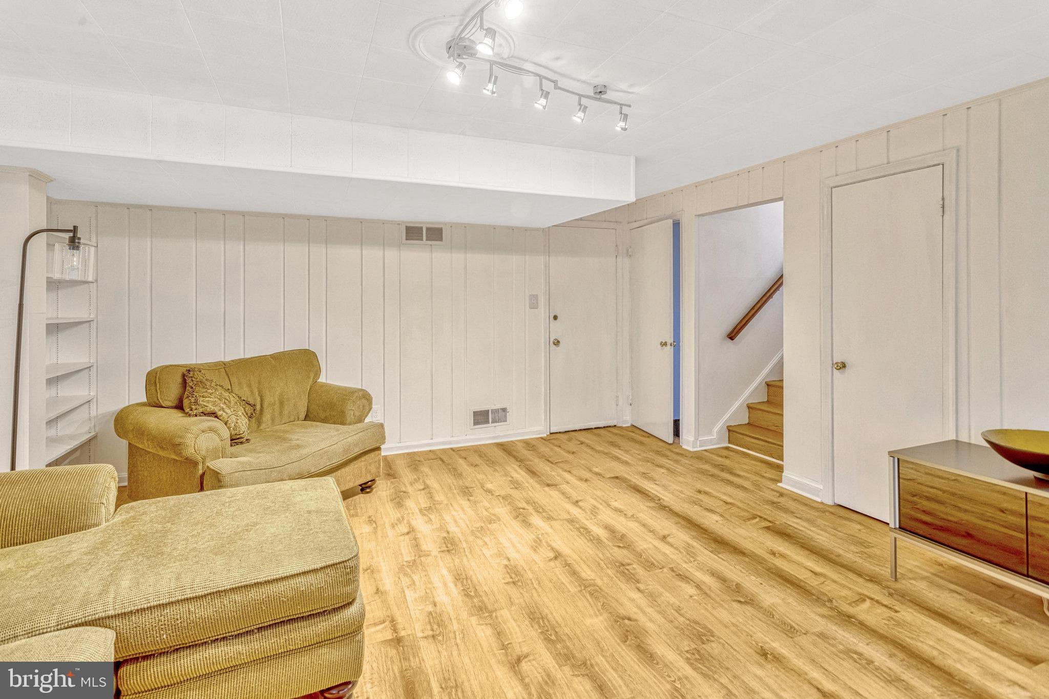 LITTLE RIVER HILLS - Residential