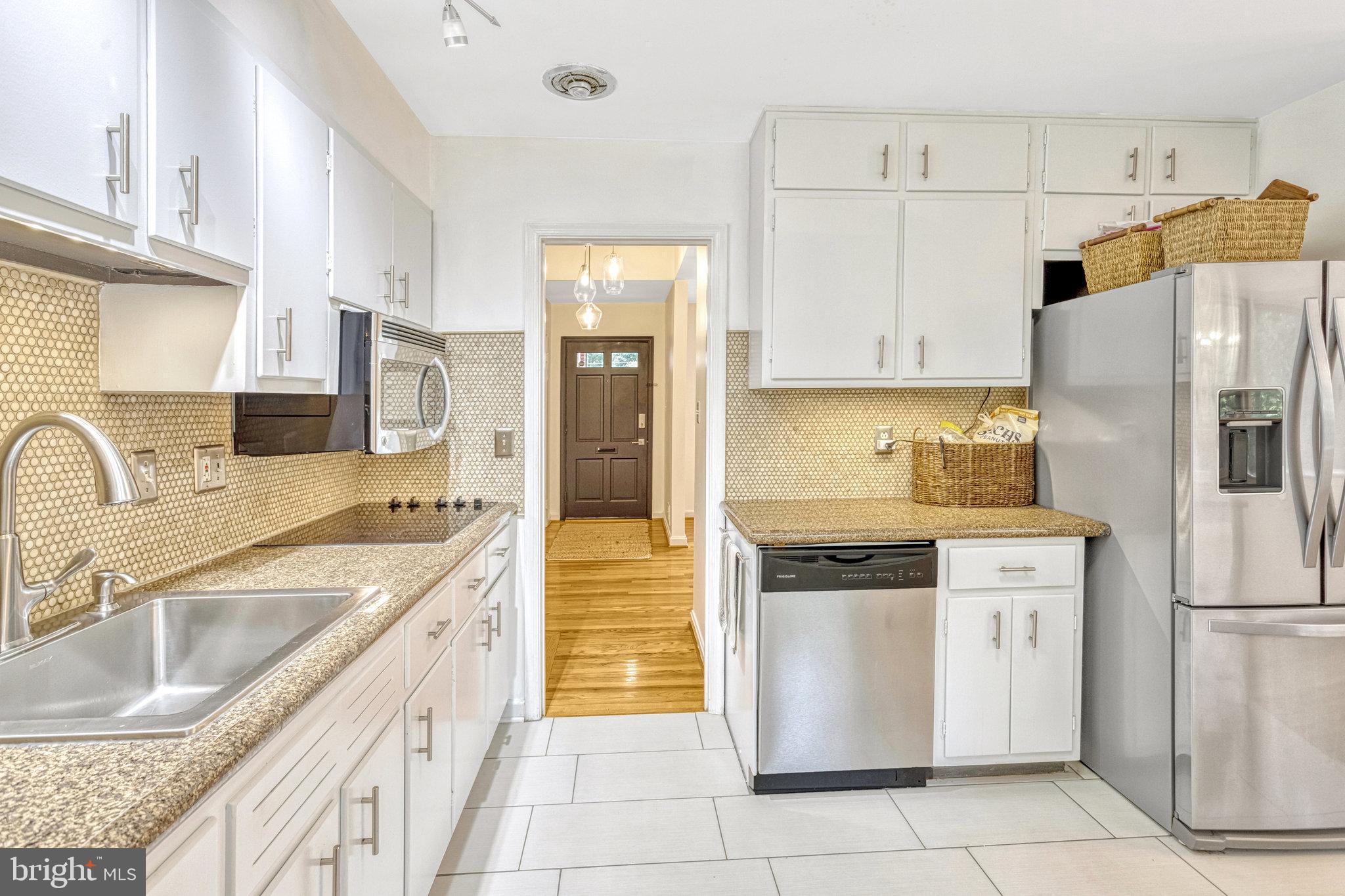 LITTLE RIVER HILLS - Residential