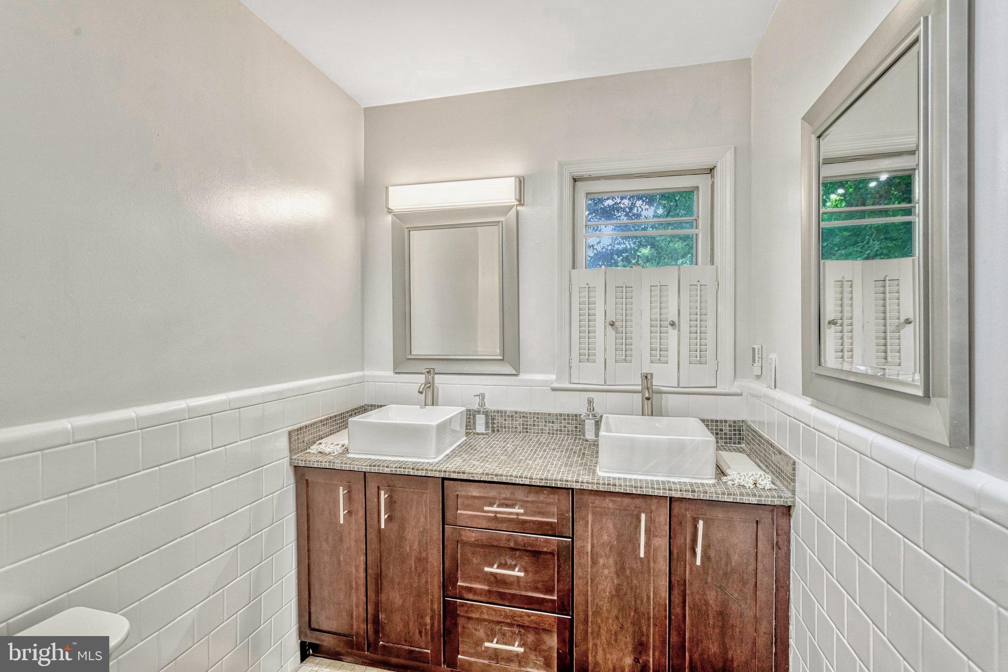 LITTLE RIVER HILLS - Residential