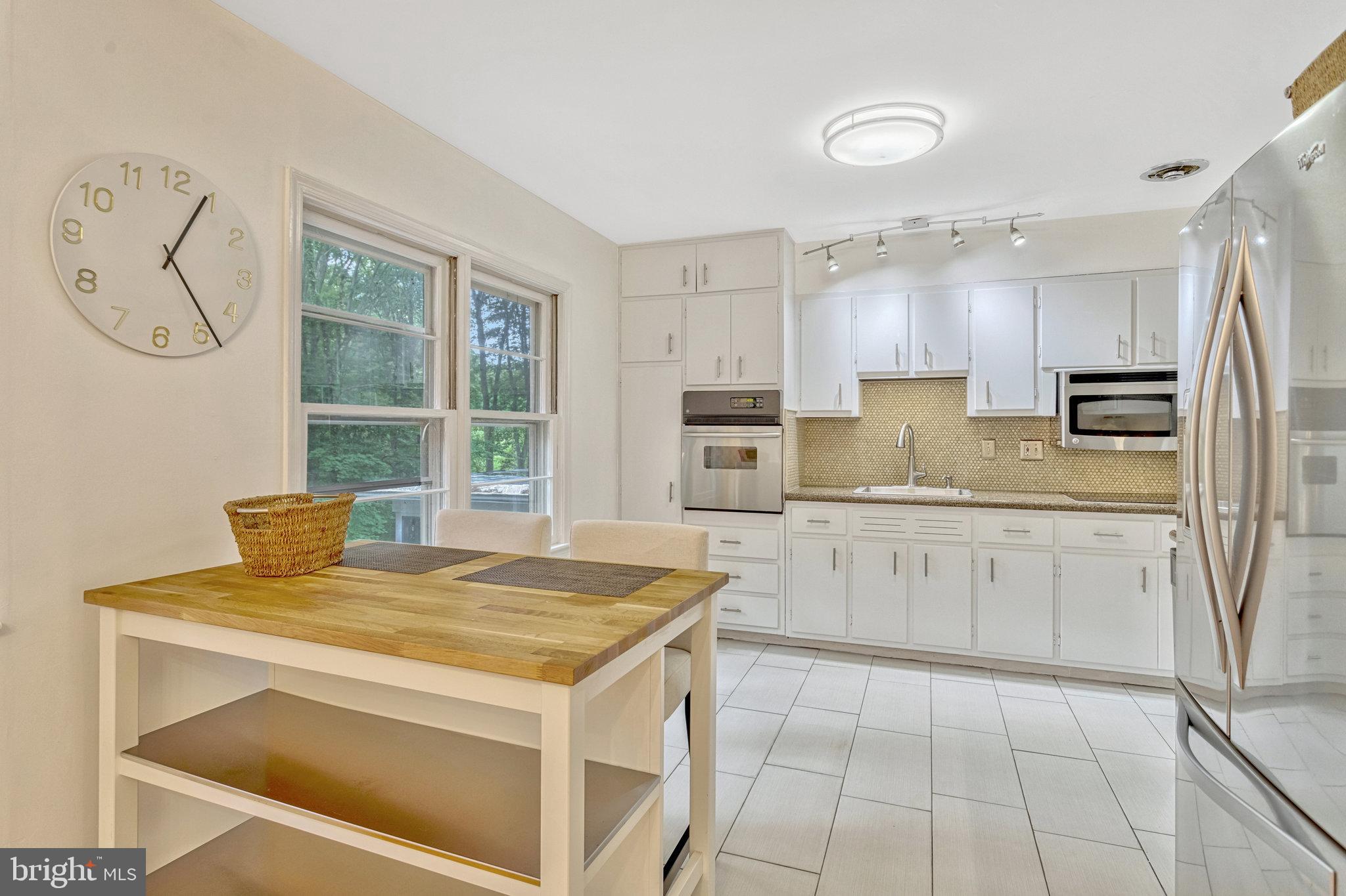 LITTLE RIVER HILLS - Residential