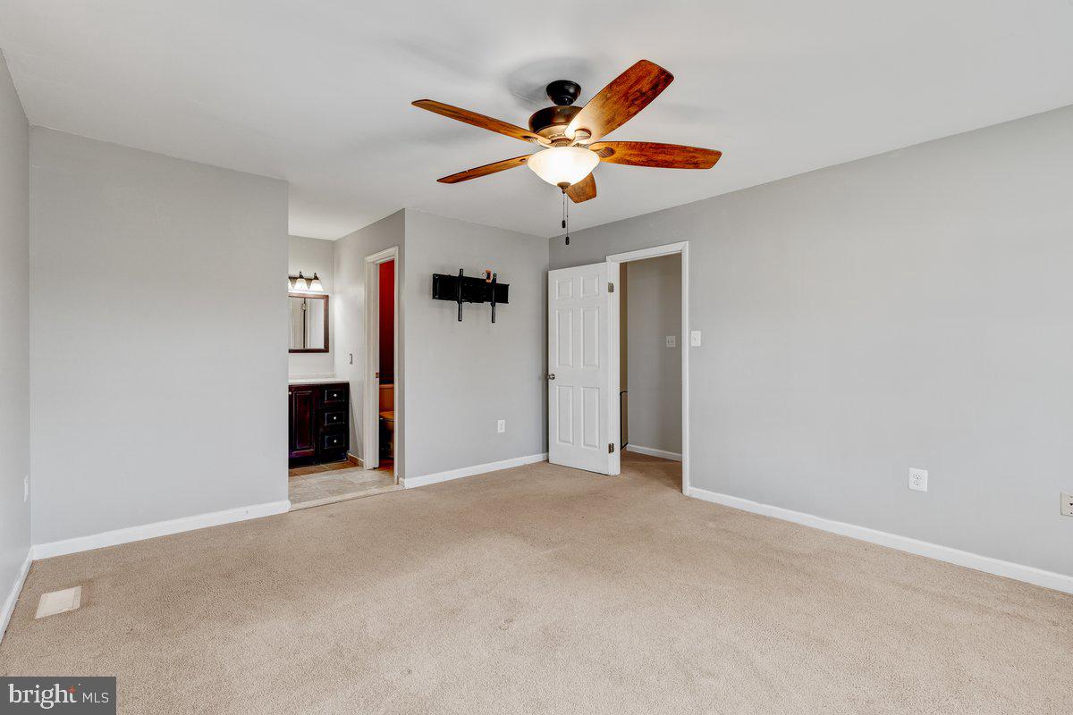 DALE CITY - Residential Lease