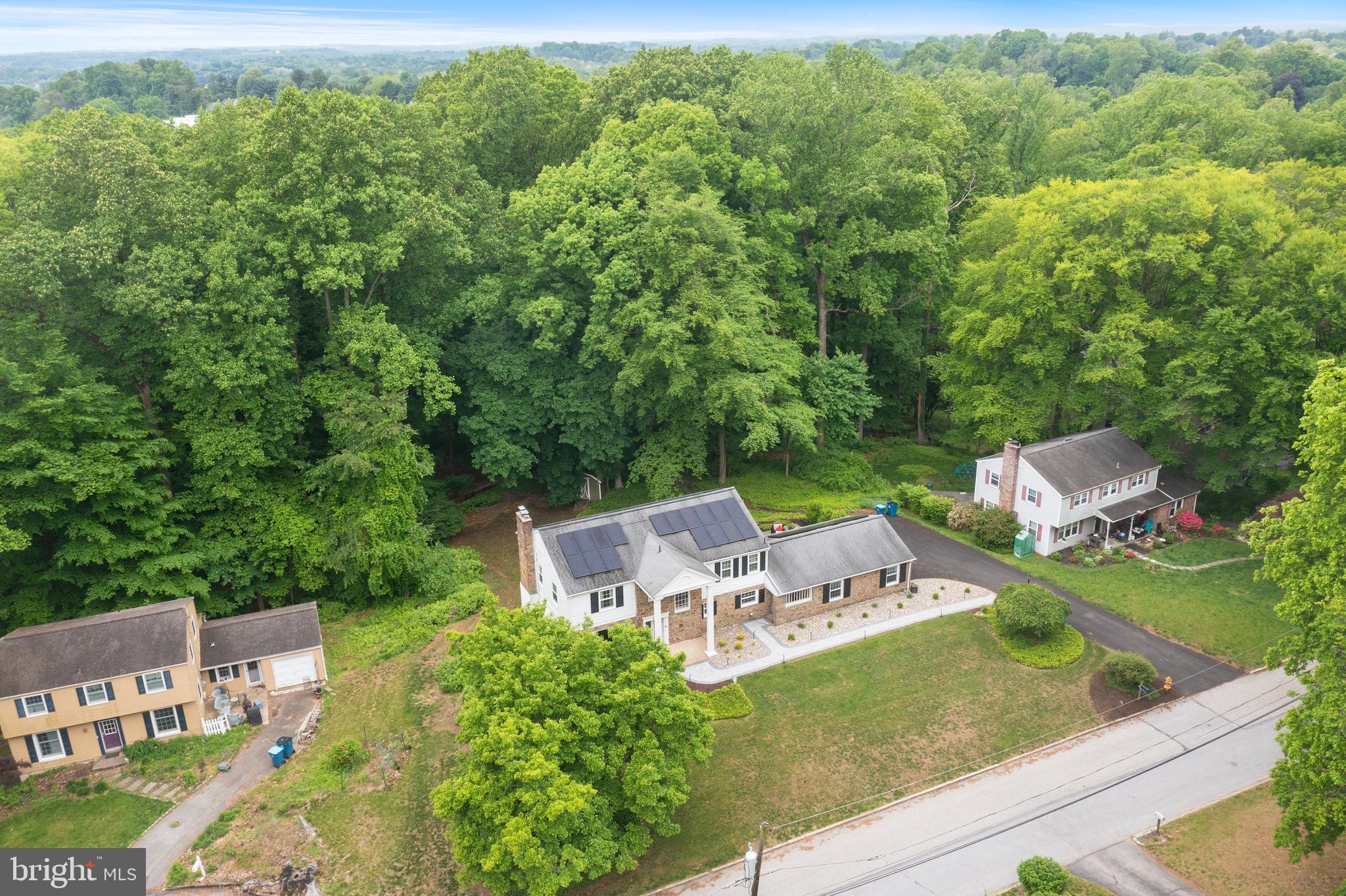 ROSLYN - Residential