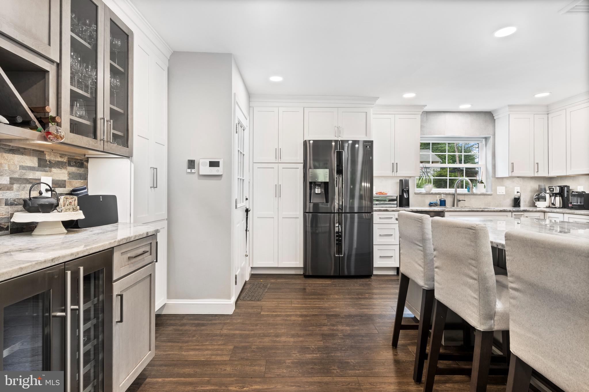 ROSLYN - Residential