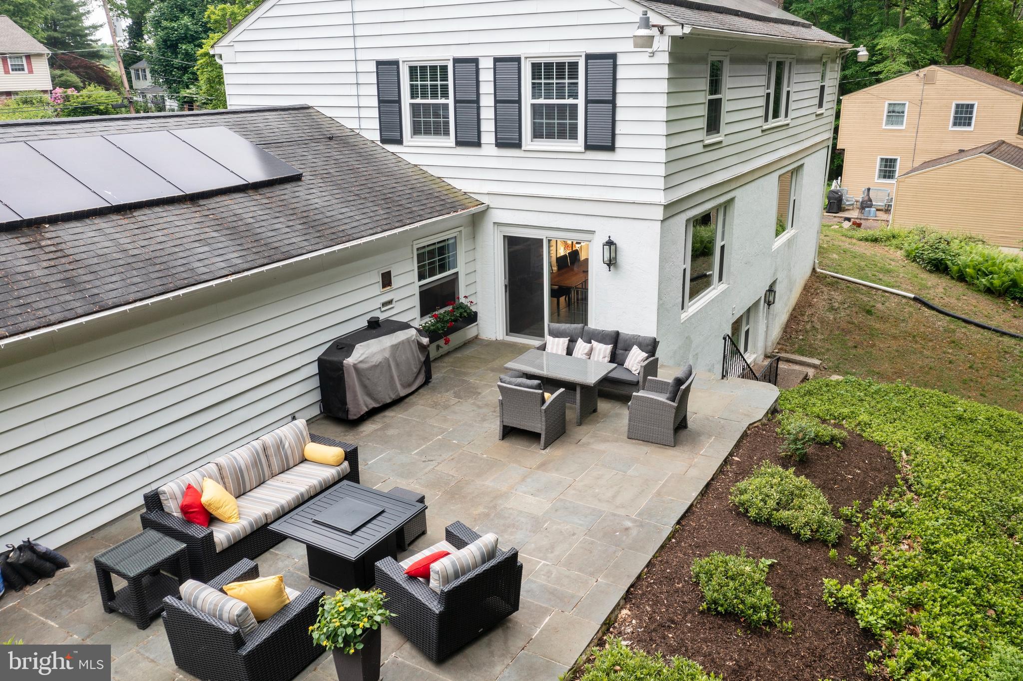 ROSLYN - Residential