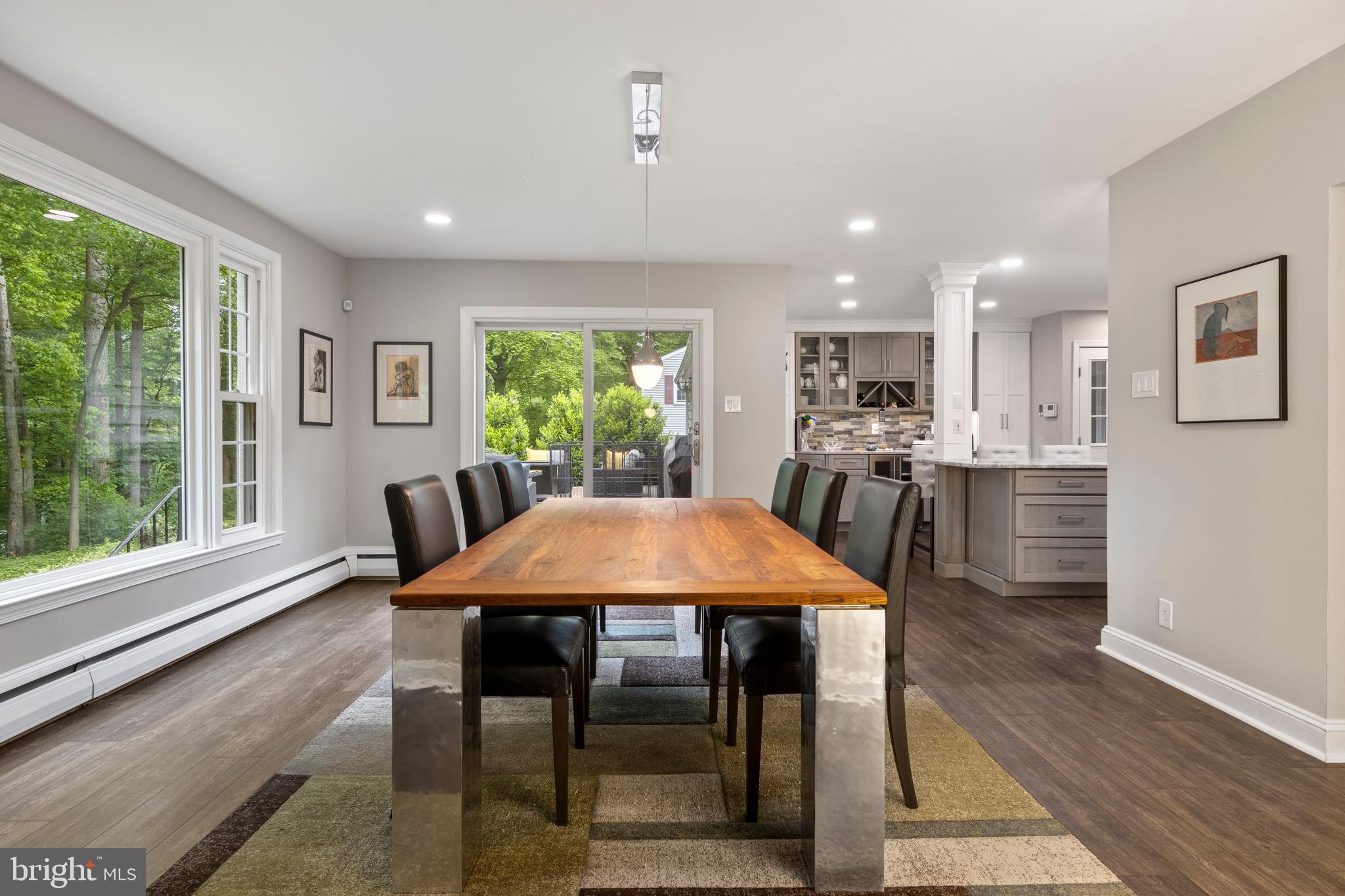 ROSLYN - Residential