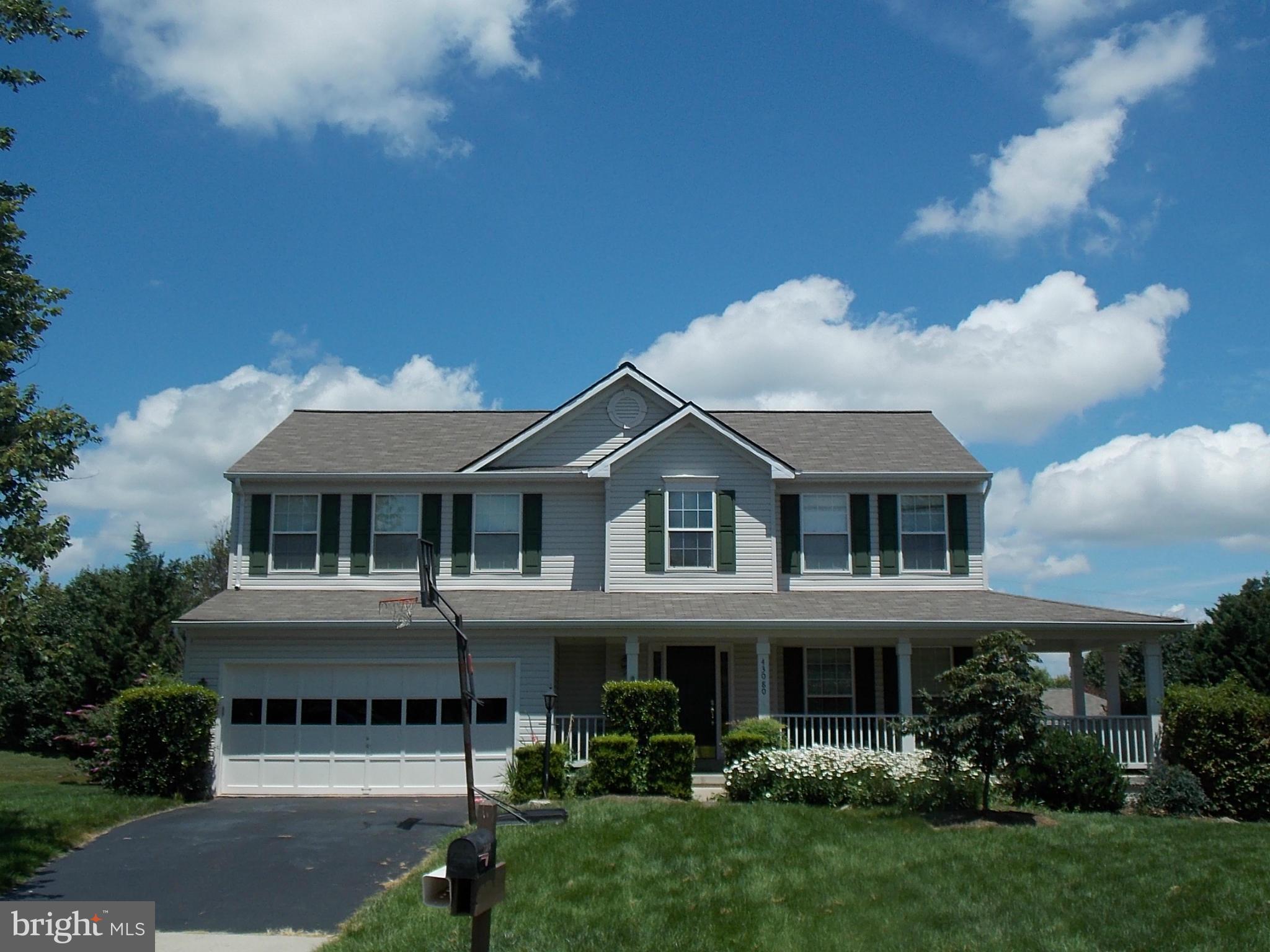 ASHBURN FARM - Residential