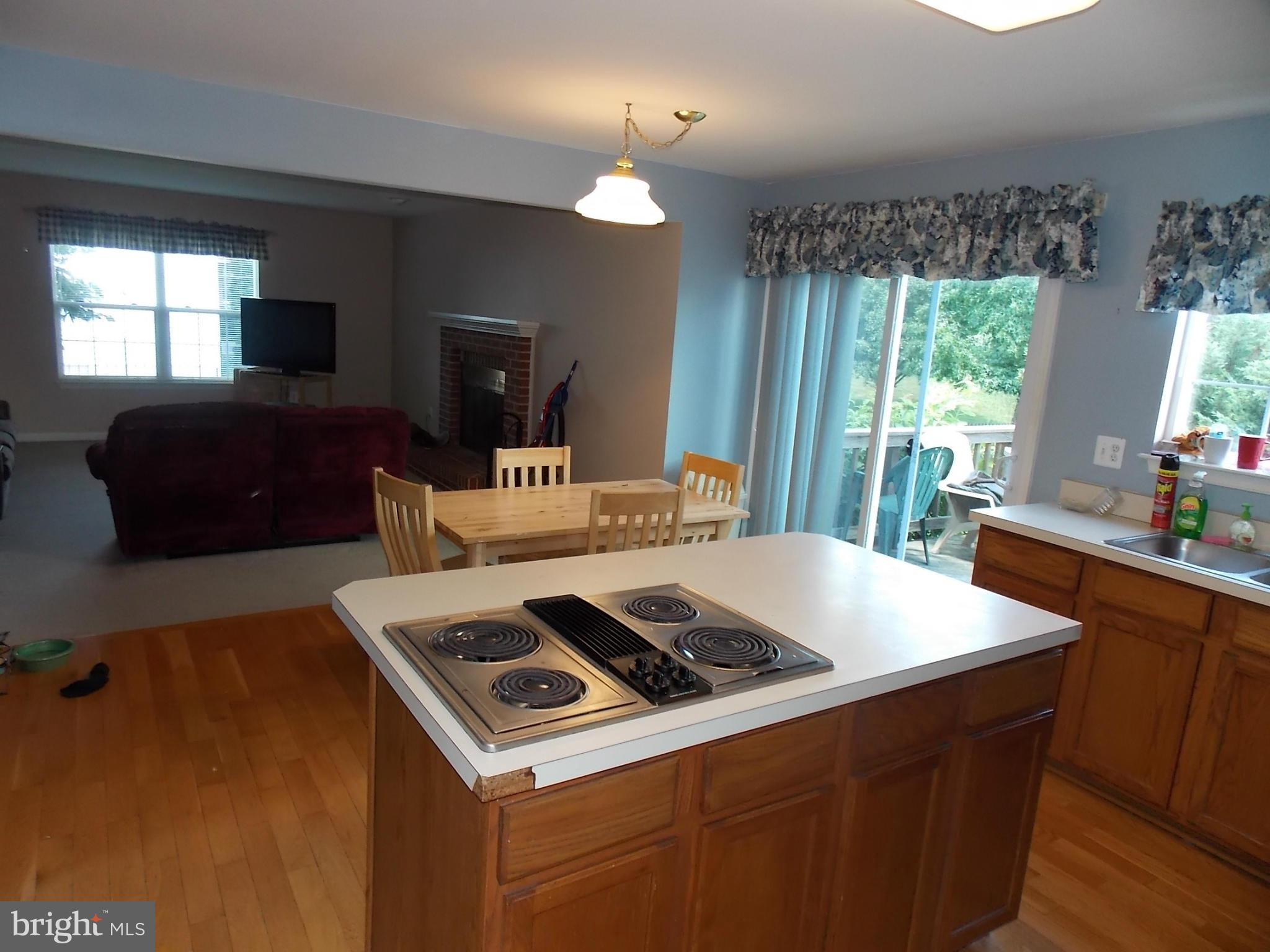 ASHBURN FARM - Residential