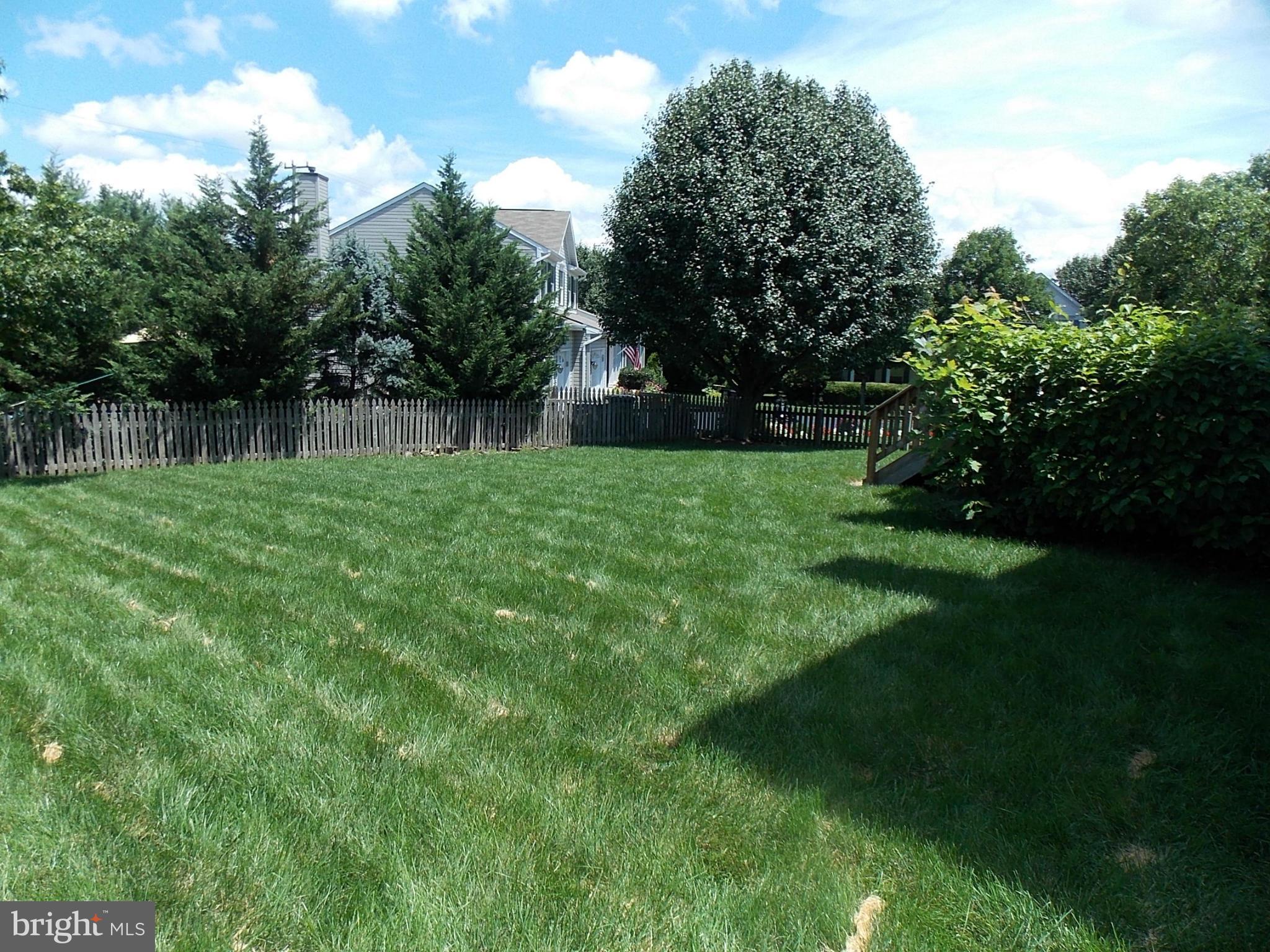 ASHBURN FARM - Residential