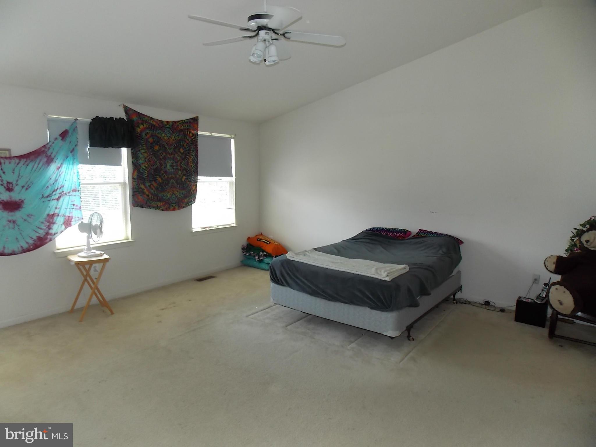 ASHBURN FARM - Residential