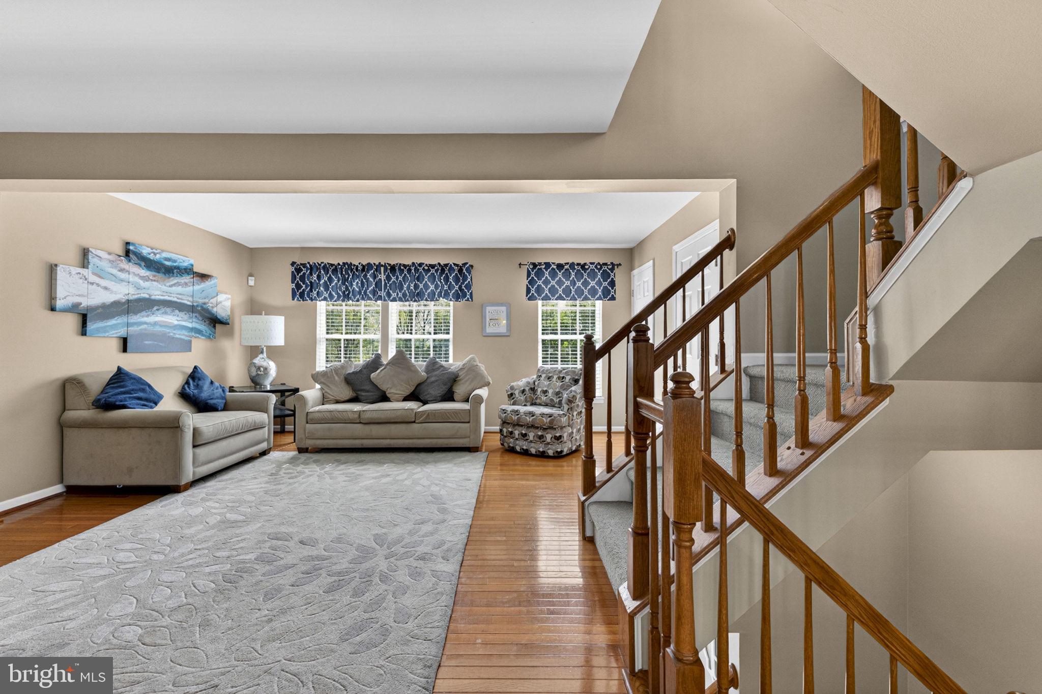 LAKELAND PLACE - Residential