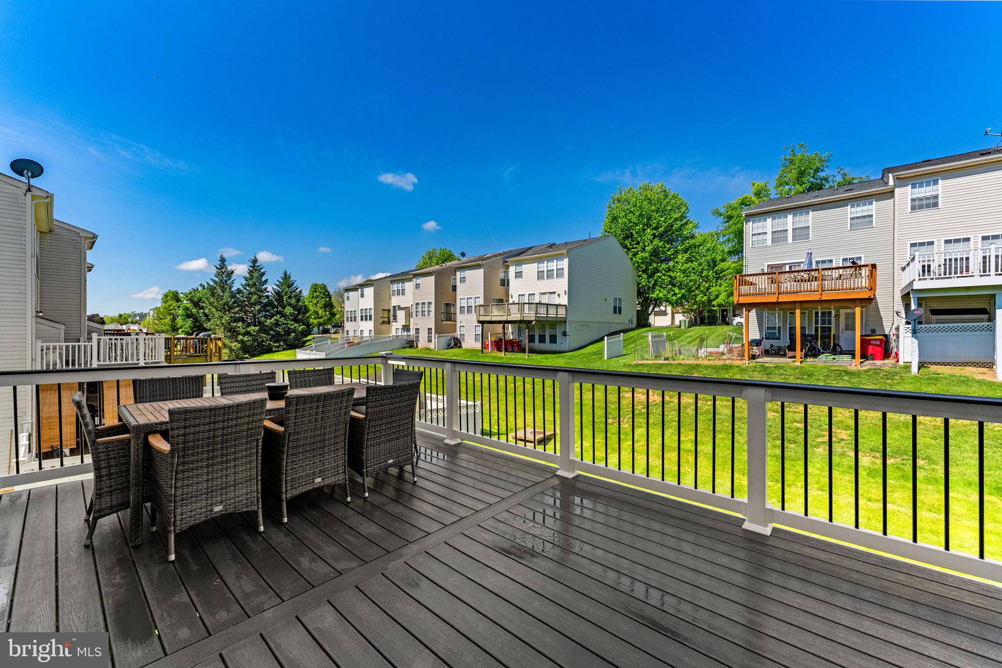 LAKELAND PLACE - Residential