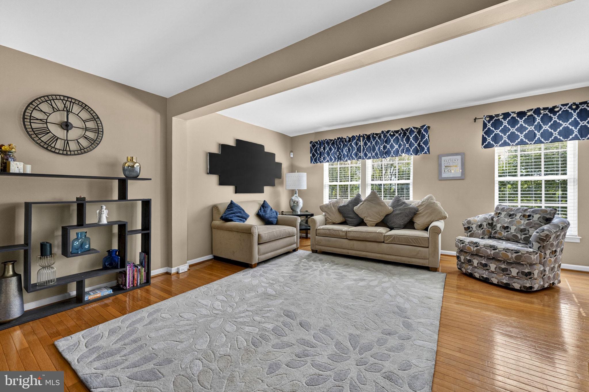 LAKELAND PLACE - Residential
