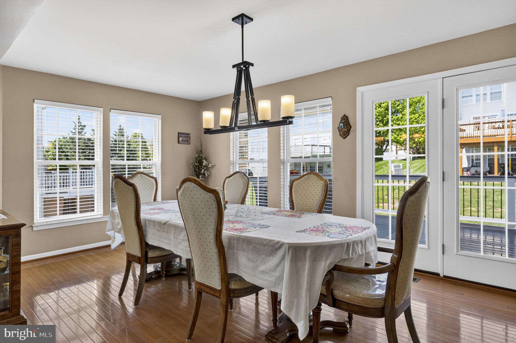 LAKELAND PLACE - Residential