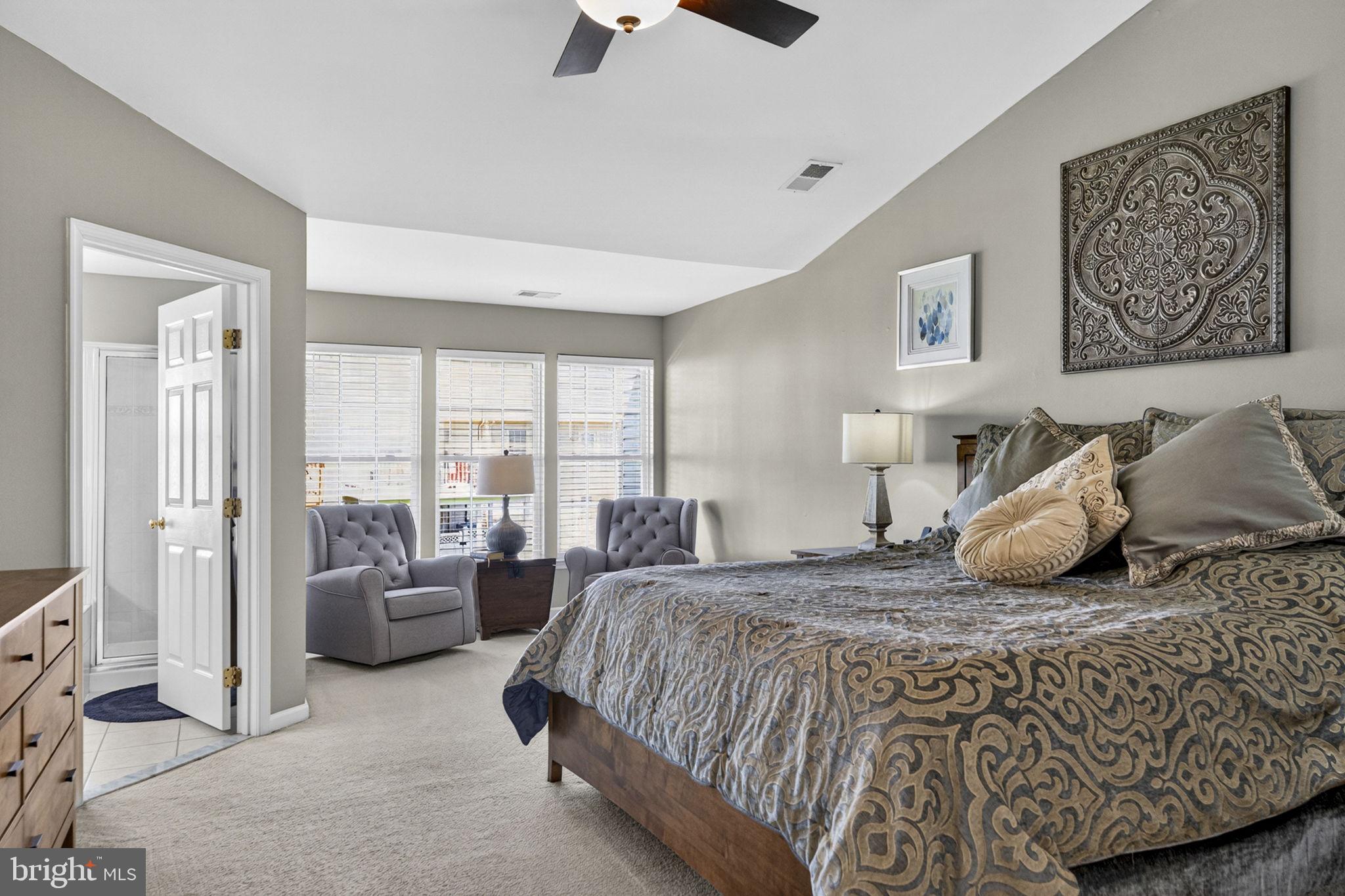 LAKELAND PLACE - Residential