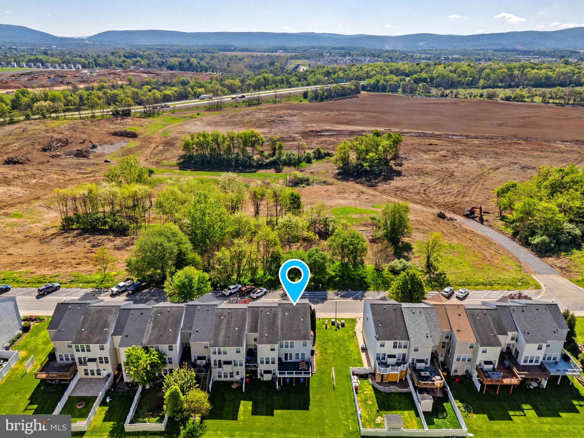 LAKELAND PLACE - Residential