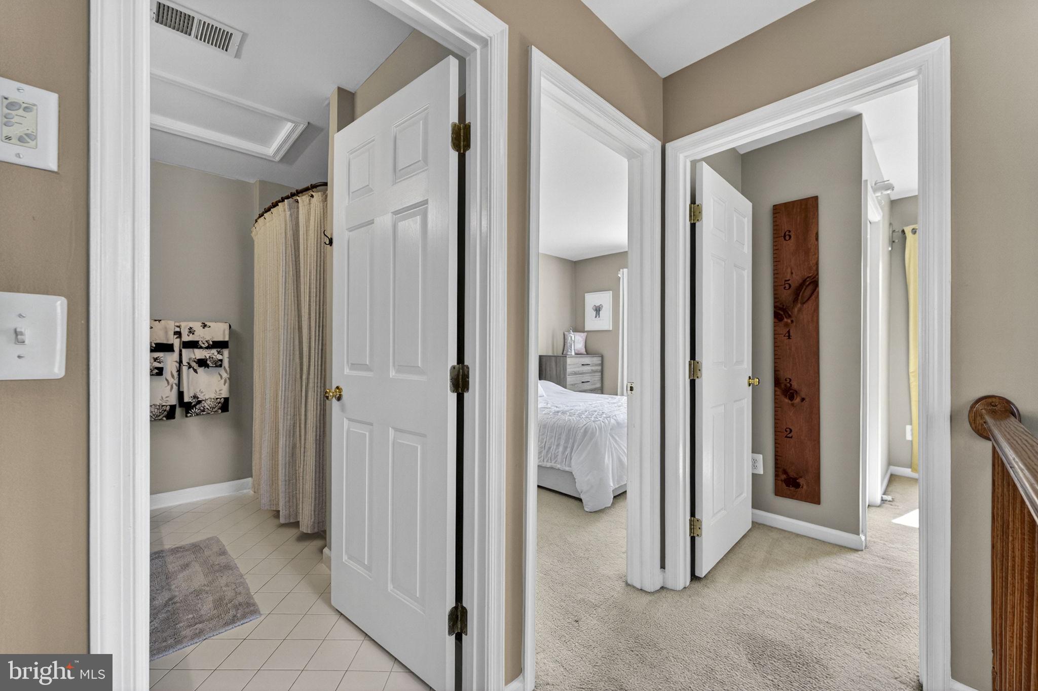 LAKELAND PLACE - Residential