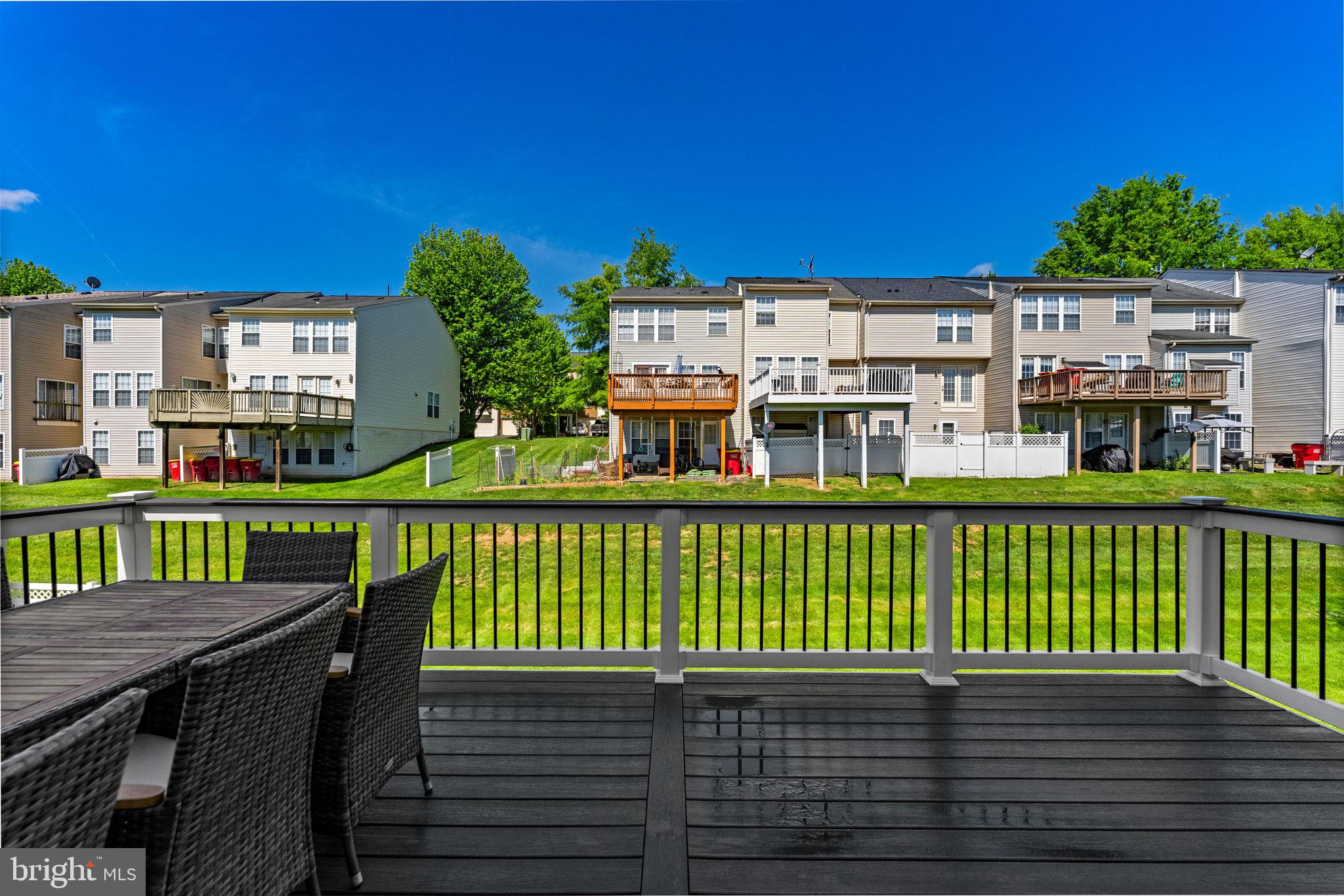 LAKELAND PLACE - Residential