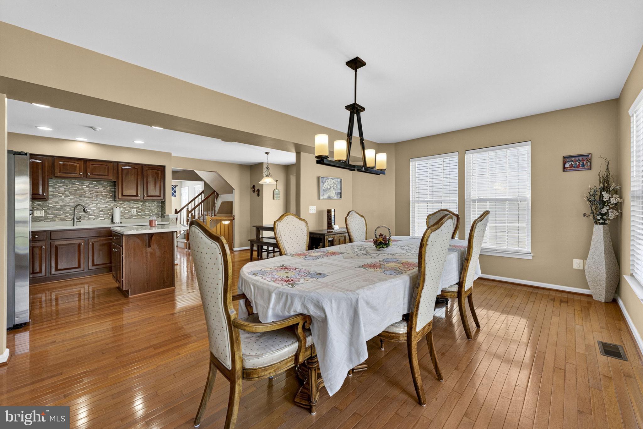LAKELAND PLACE - Residential