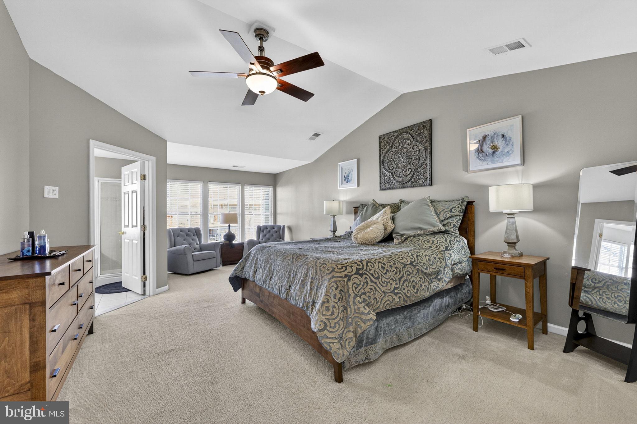 LAKELAND PLACE - Residential