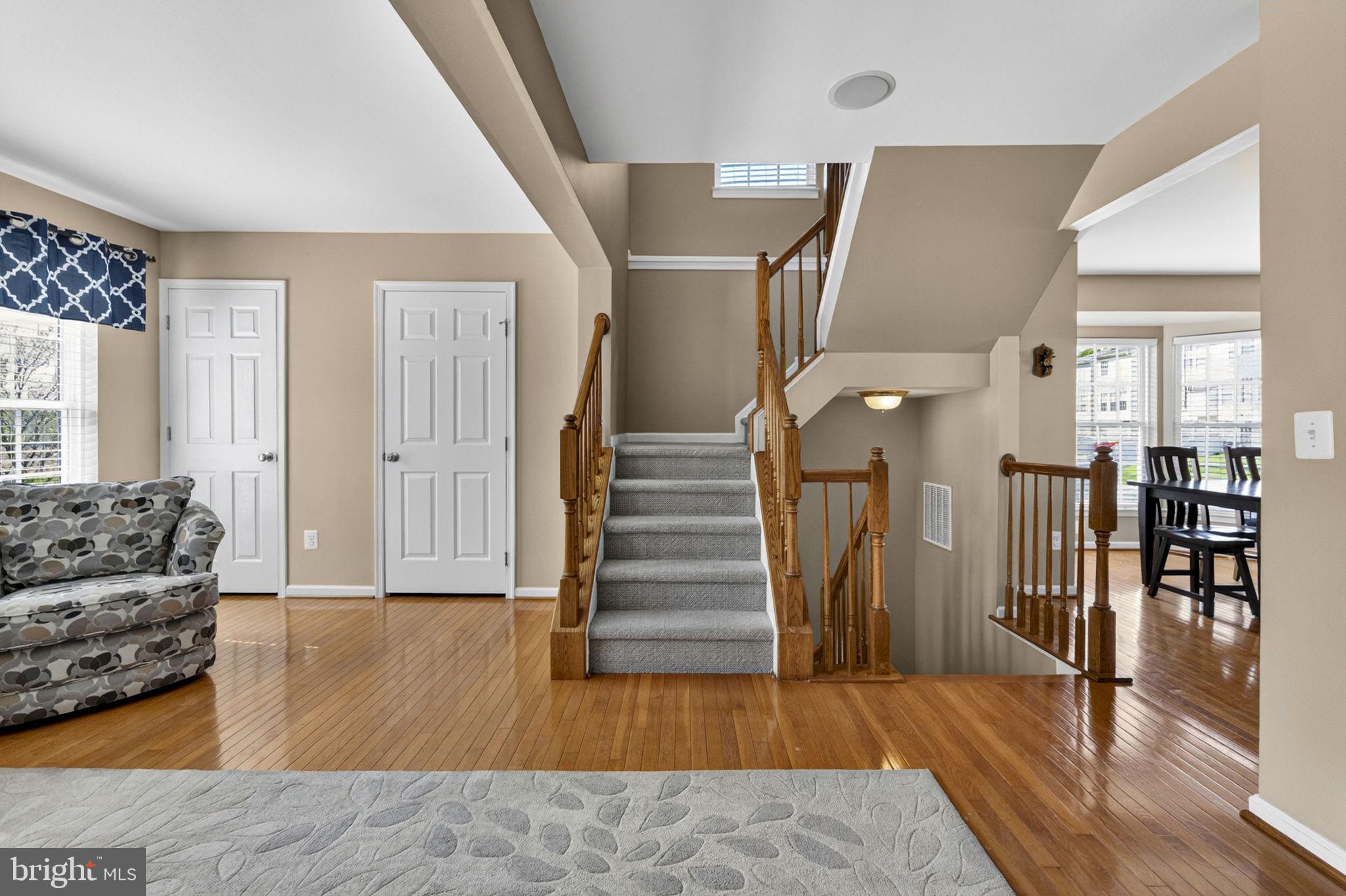 LAKELAND PLACE - Residential