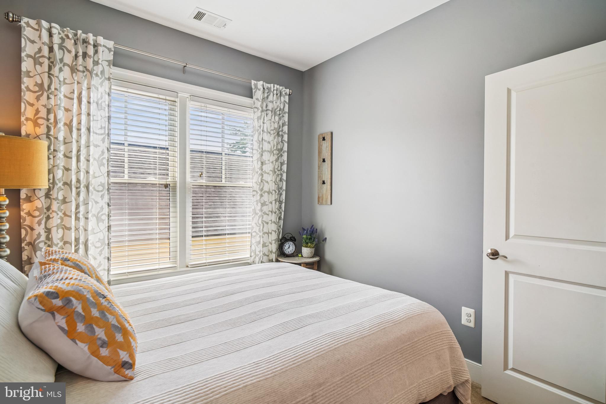 VILLAGES OF URBANA - Residential