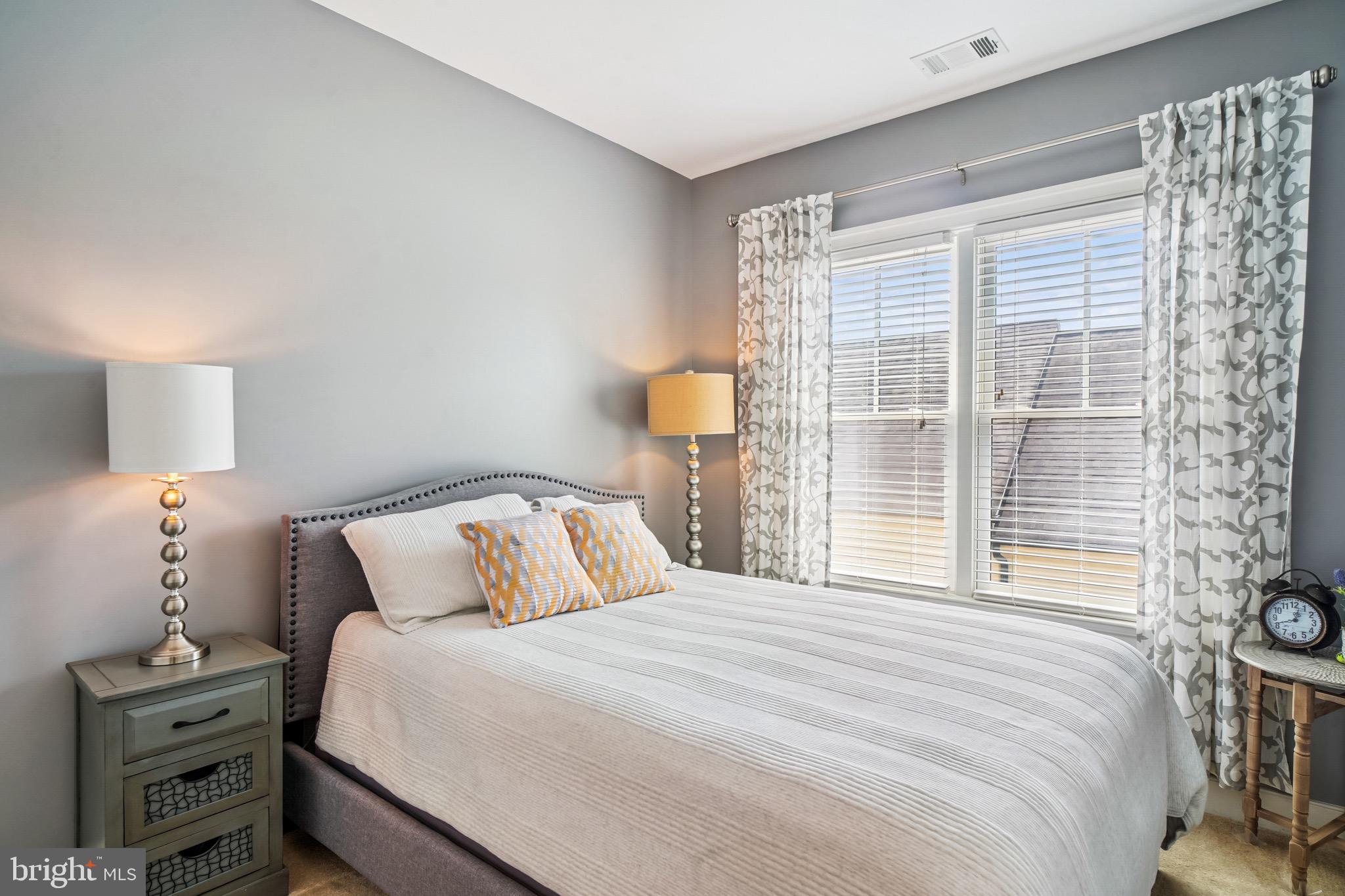 VILLAGES OF URBANA - Residential