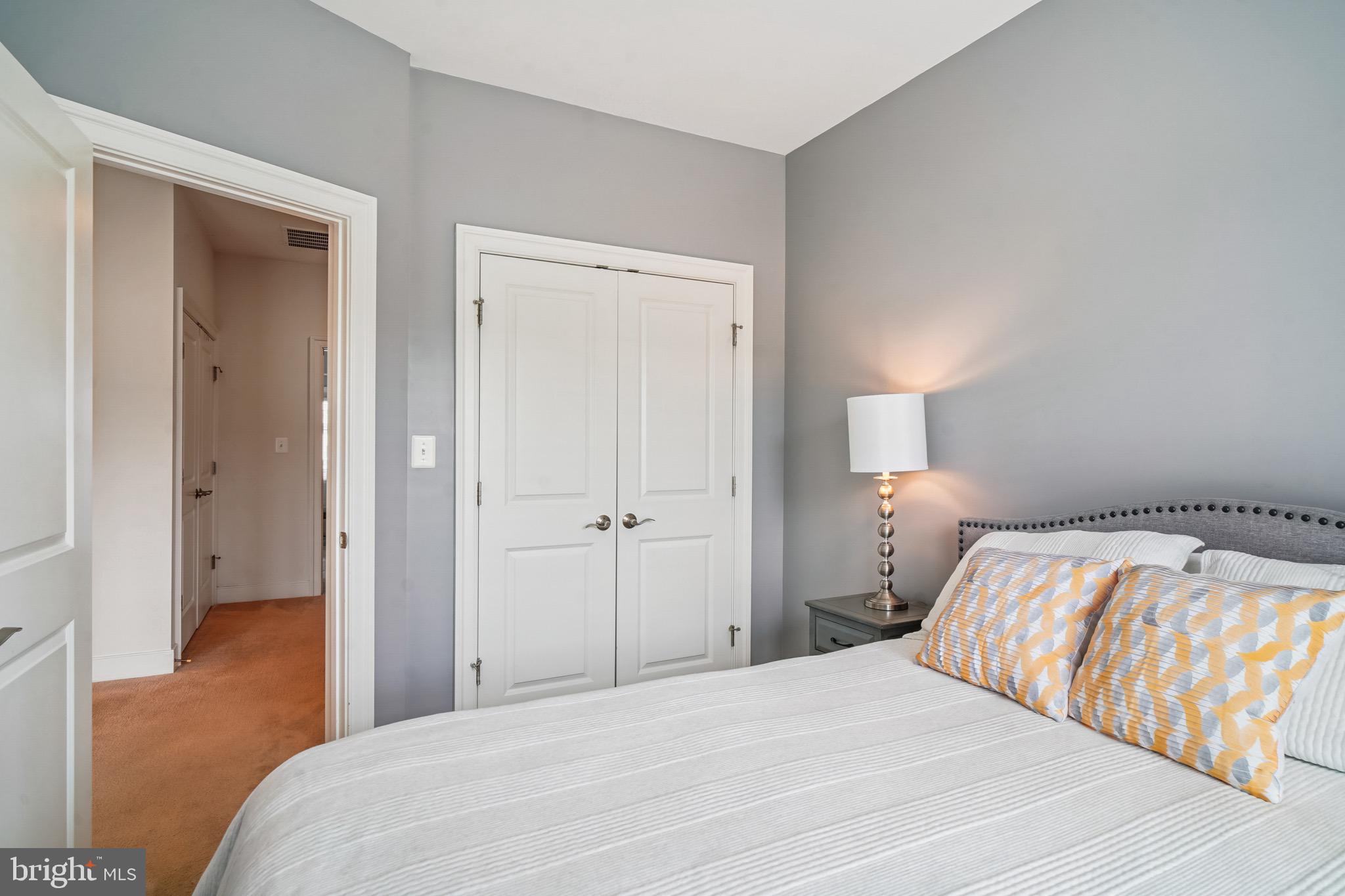 VILLAGES OF URBANA - Residential