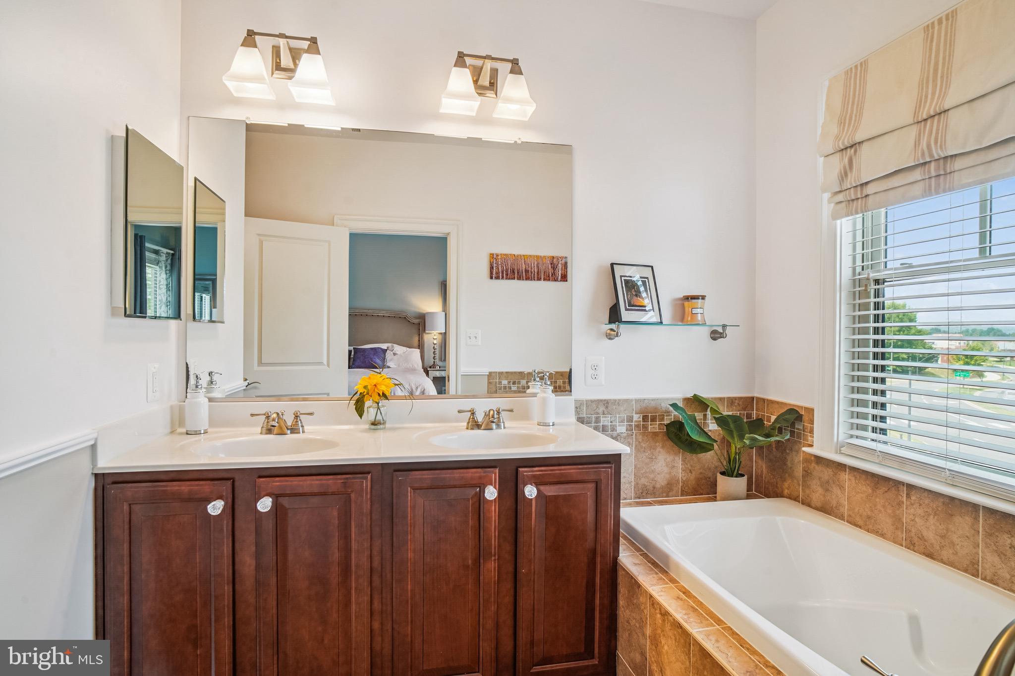 VILLAGES OF URBANA - Residential