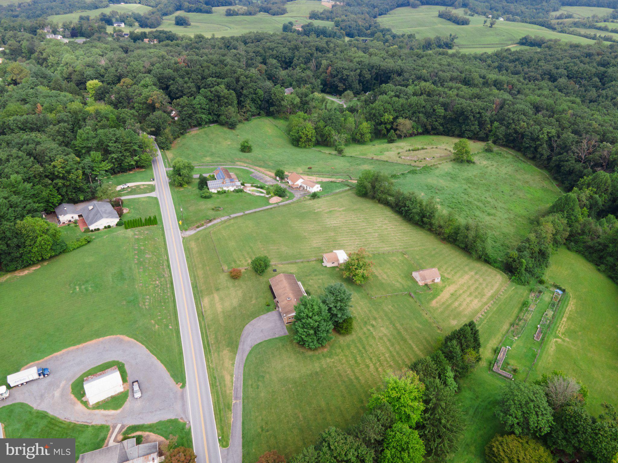 946 STONE ROAD