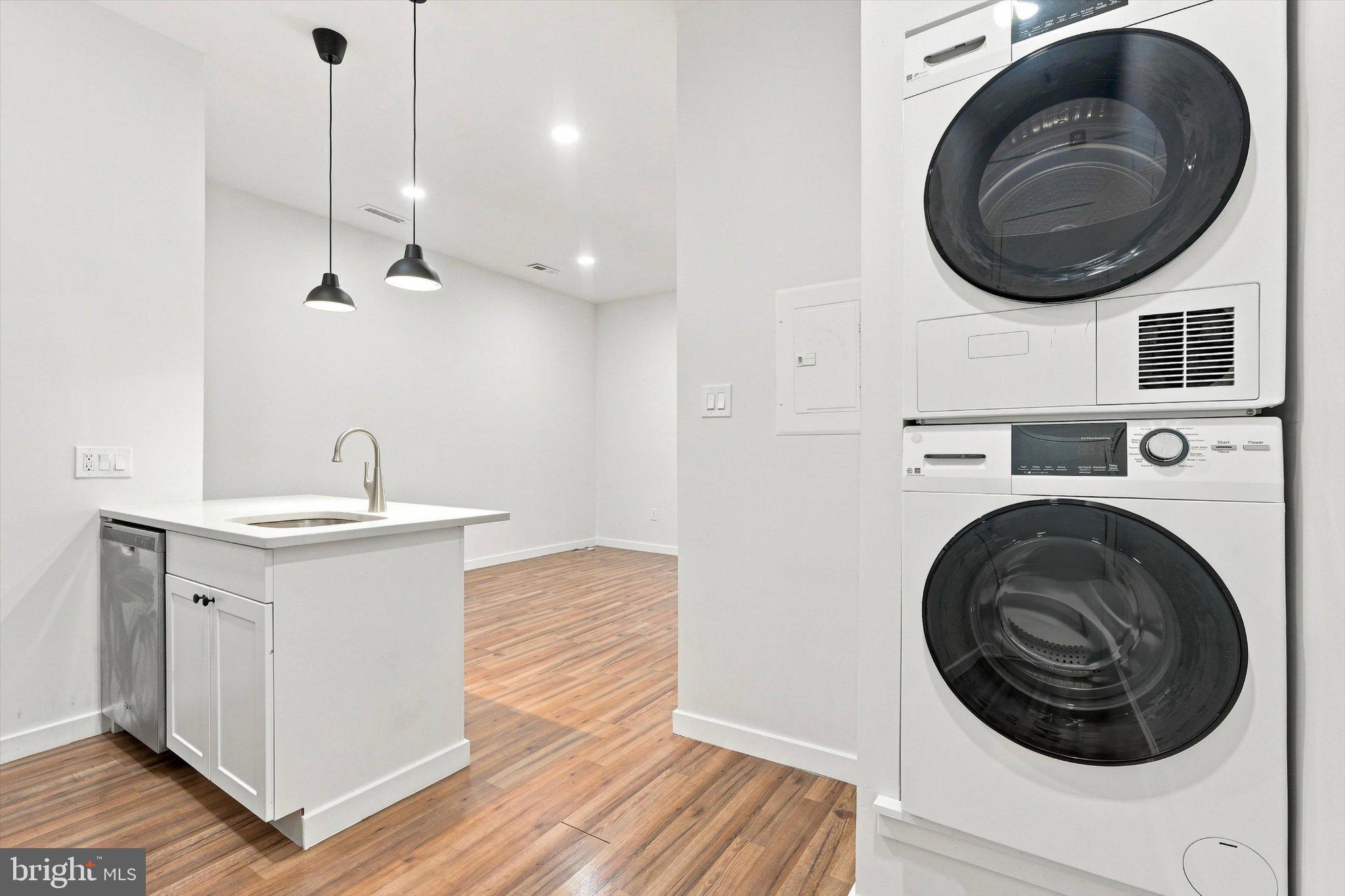 1525 GREEN STREET UNIT 2F