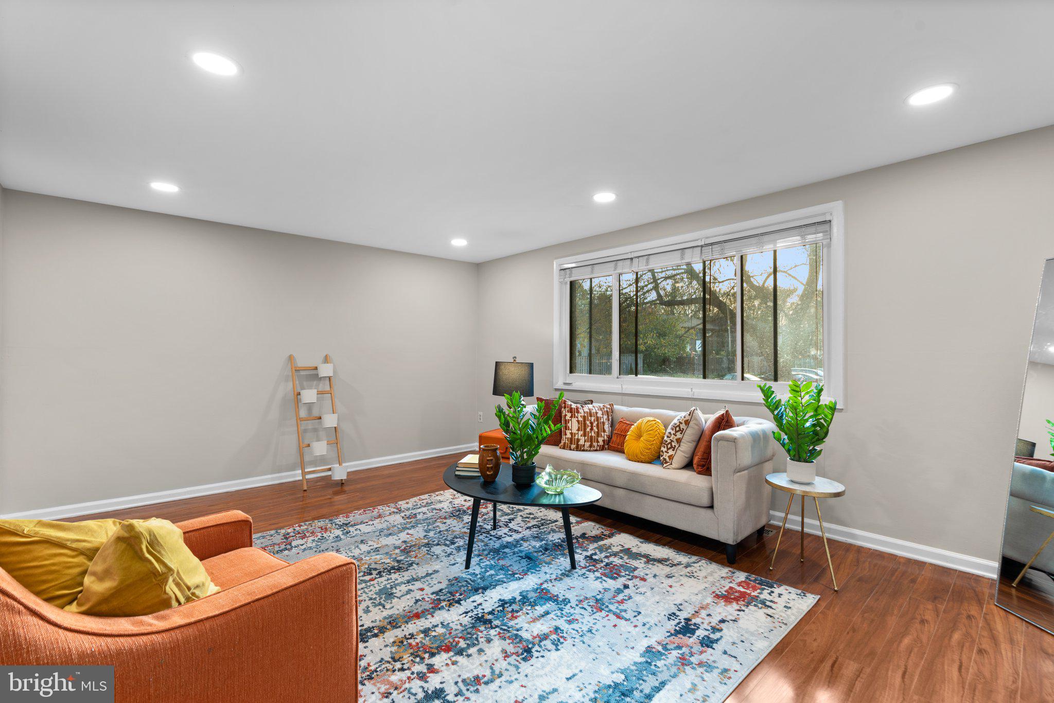 GREENLEAF - Residential