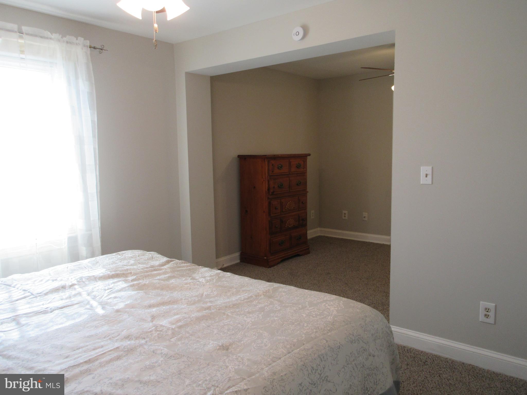 WINDSOR MILL - Residential