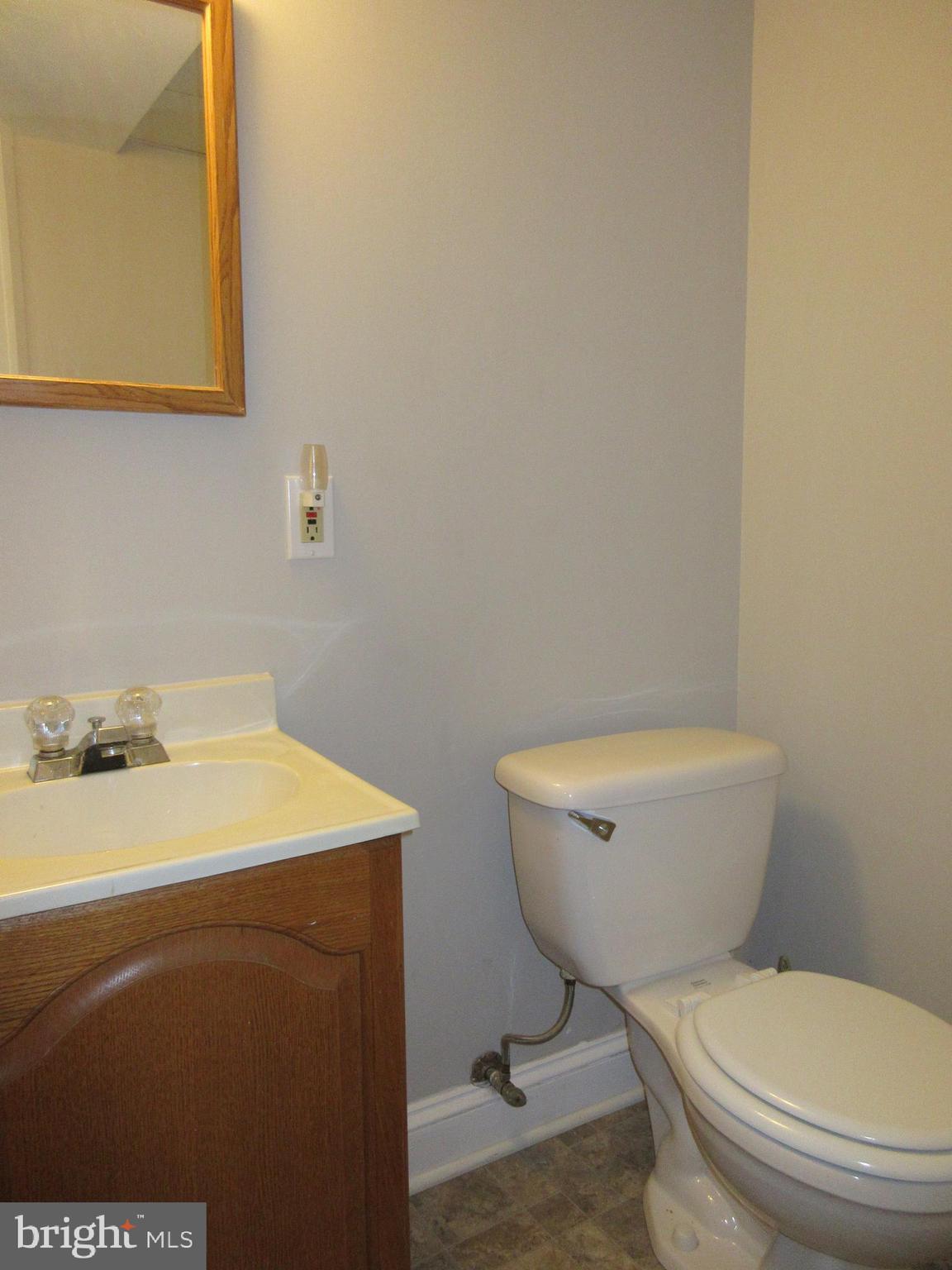 WINDSOR MILL - Residential